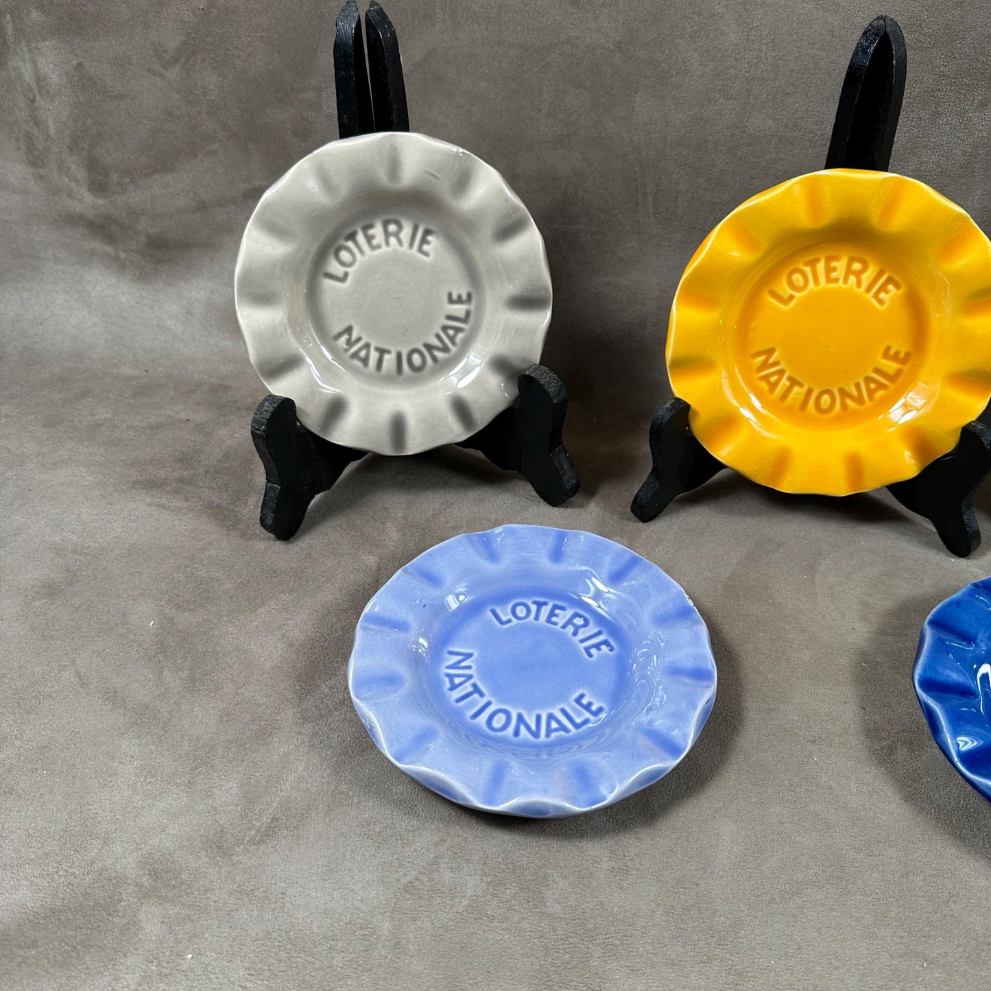 Set of 5 Ashtray Loto ashtray gray, green, navy blue, light blue and yellow National Lottery in earthenware from St Clément France vintage