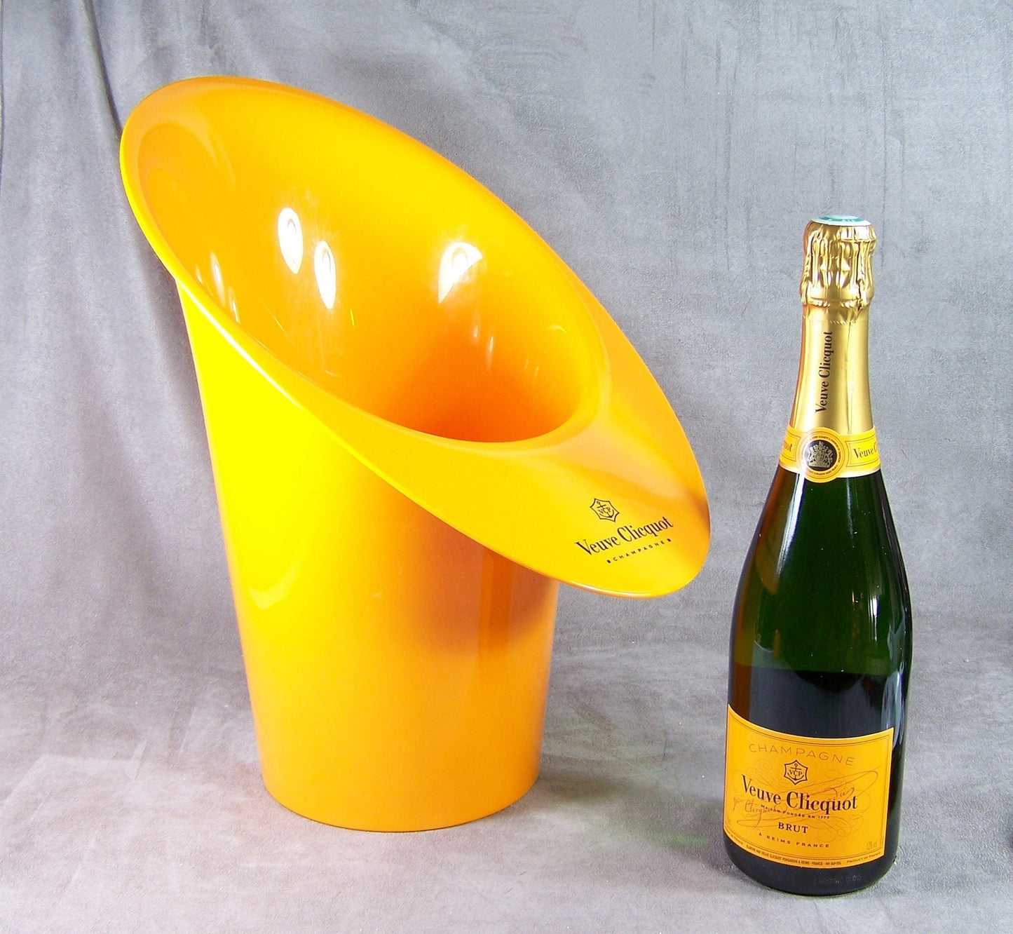 Veuve Clicquot Champagnerkühler für Champagnerflasche Veuve Clicquot Kühler, Französischer Champagner, Champagner Geschenk Made in France