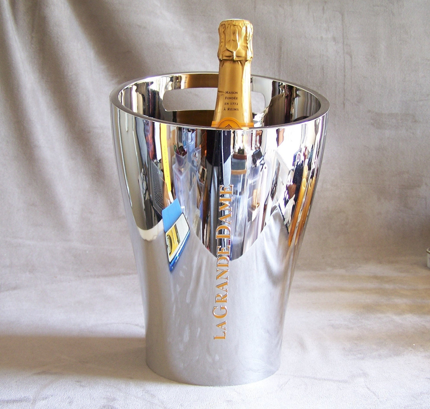 Veuve Clicquot Eimer La Grande Dame Acrylspiegel Eimer Christophe Pillet für Champagnerflasche Champagner Made in France