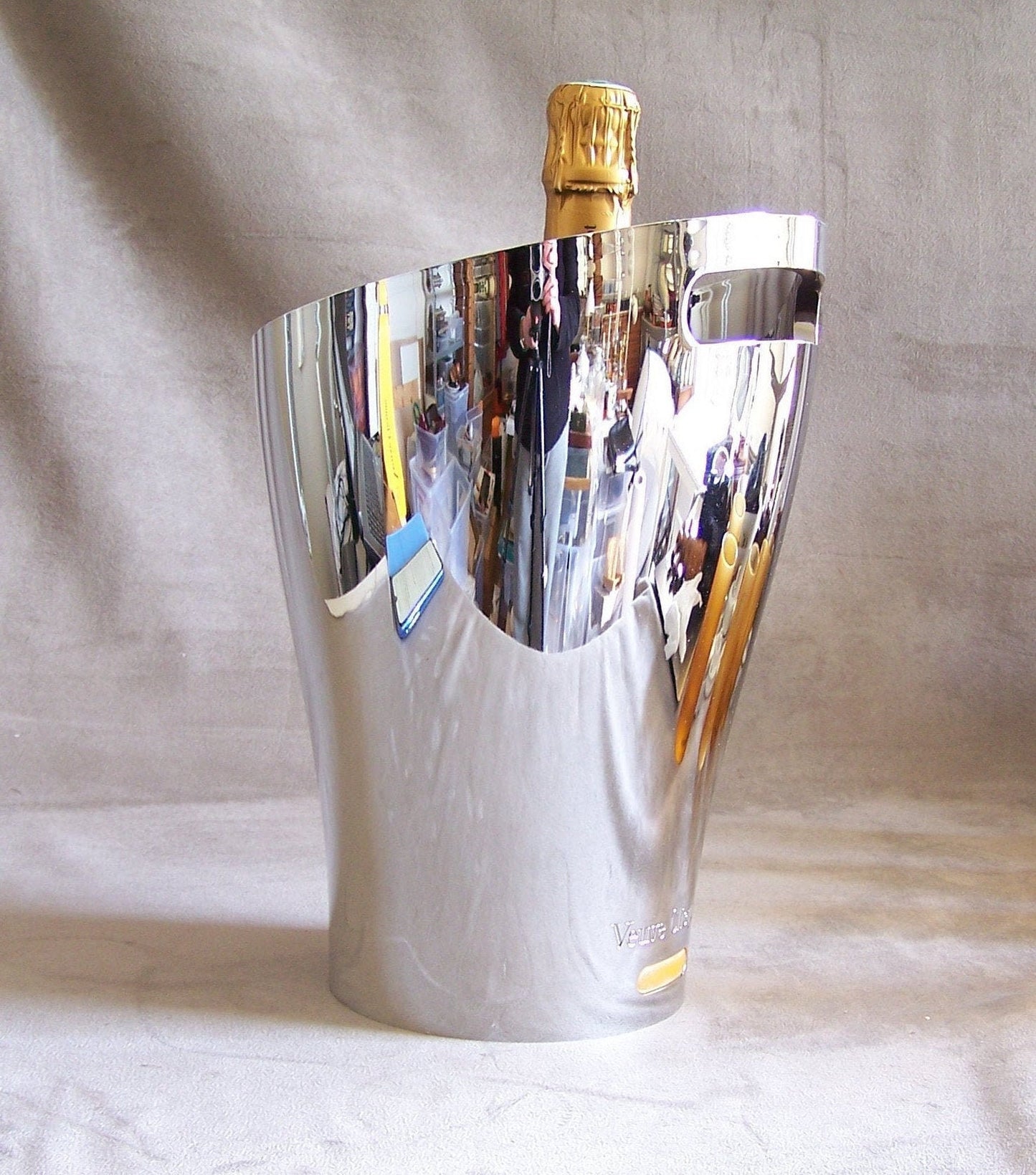 Veuve Clicquot seau La Grande Dame seau acrylique miroir Christophe Pillet pour bouteille de champagne  Champagne Made in France