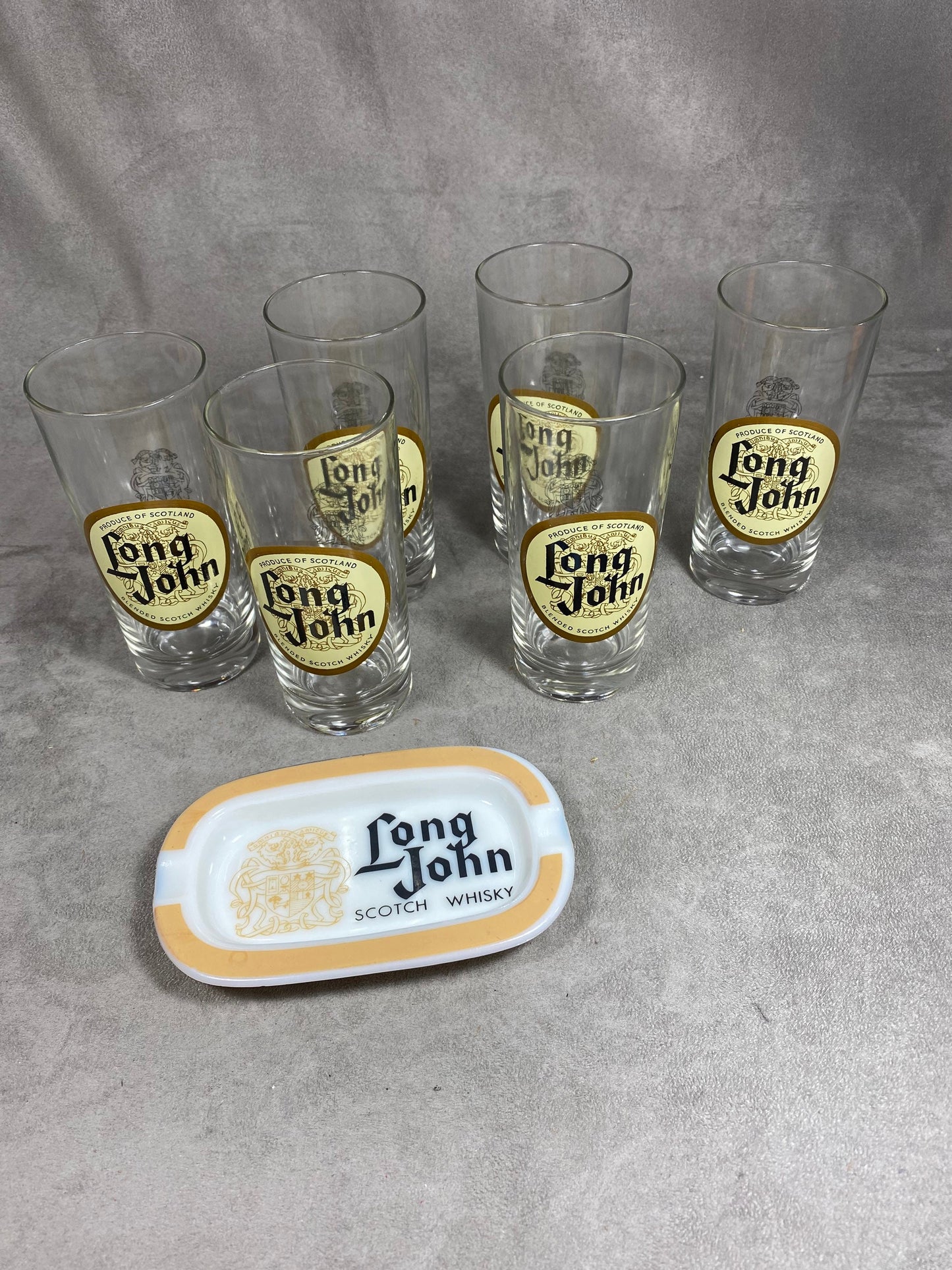 Set Long John Scotch Whisky comprenant 6 verres et 1 cendrier en verre vintage made in France Années 1980