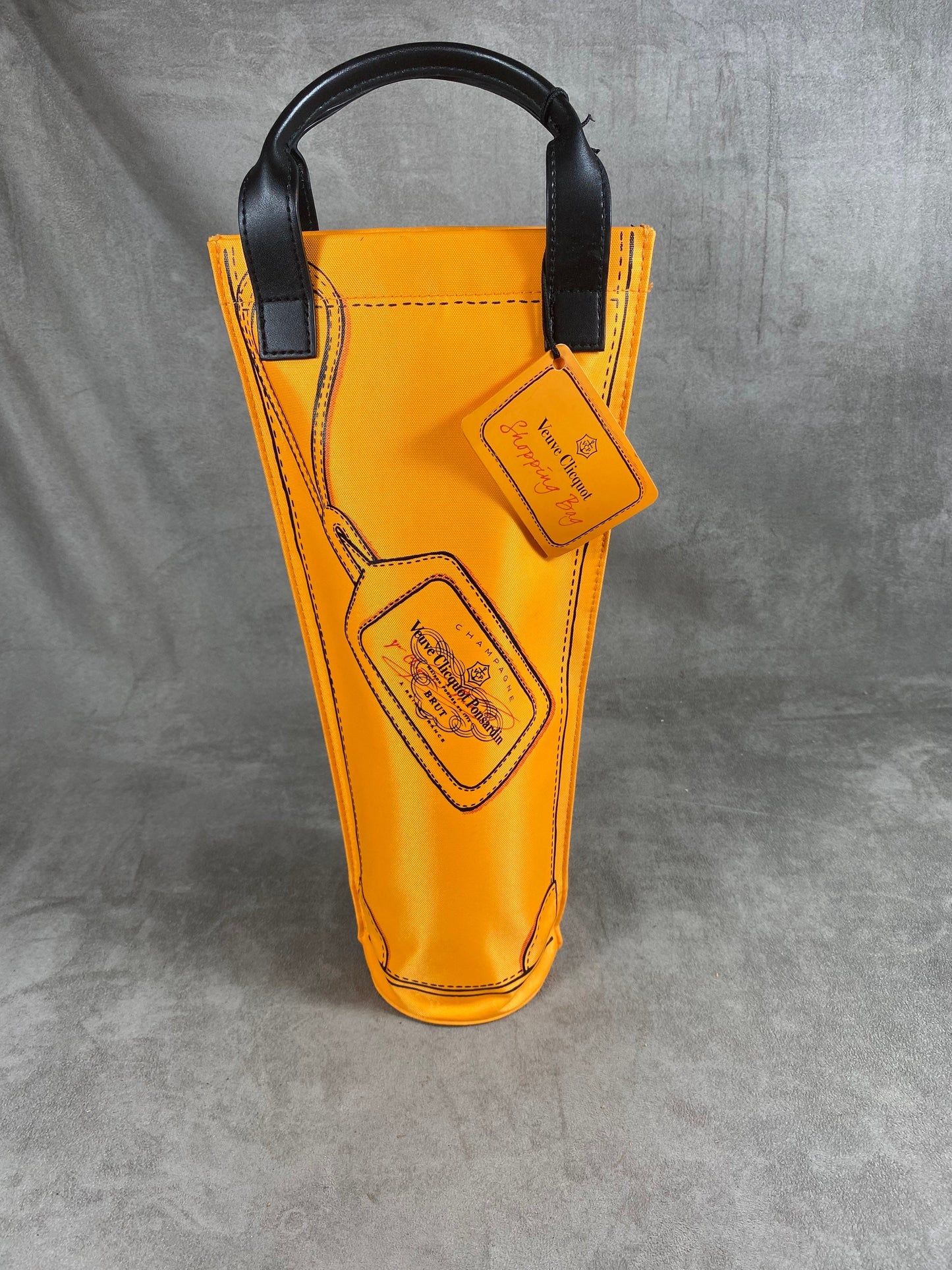 Veuve Clicquot Ponsardin insulated bag for a bottle of champagne