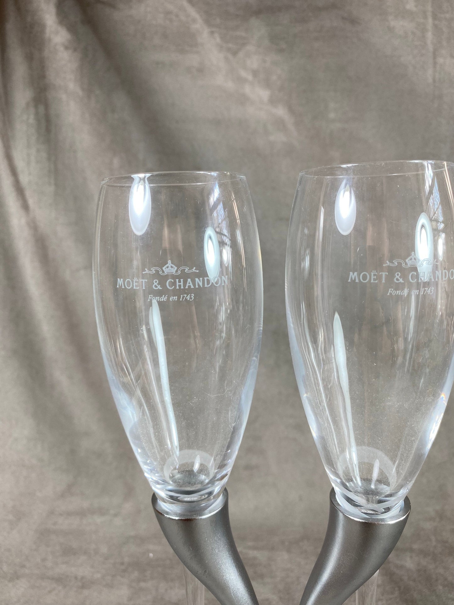 RARE Toi &amp; Moi of two Moet et Chandon champagne glasses in vintage glass and metal Made in France by Philippe Di Méo Reso Design