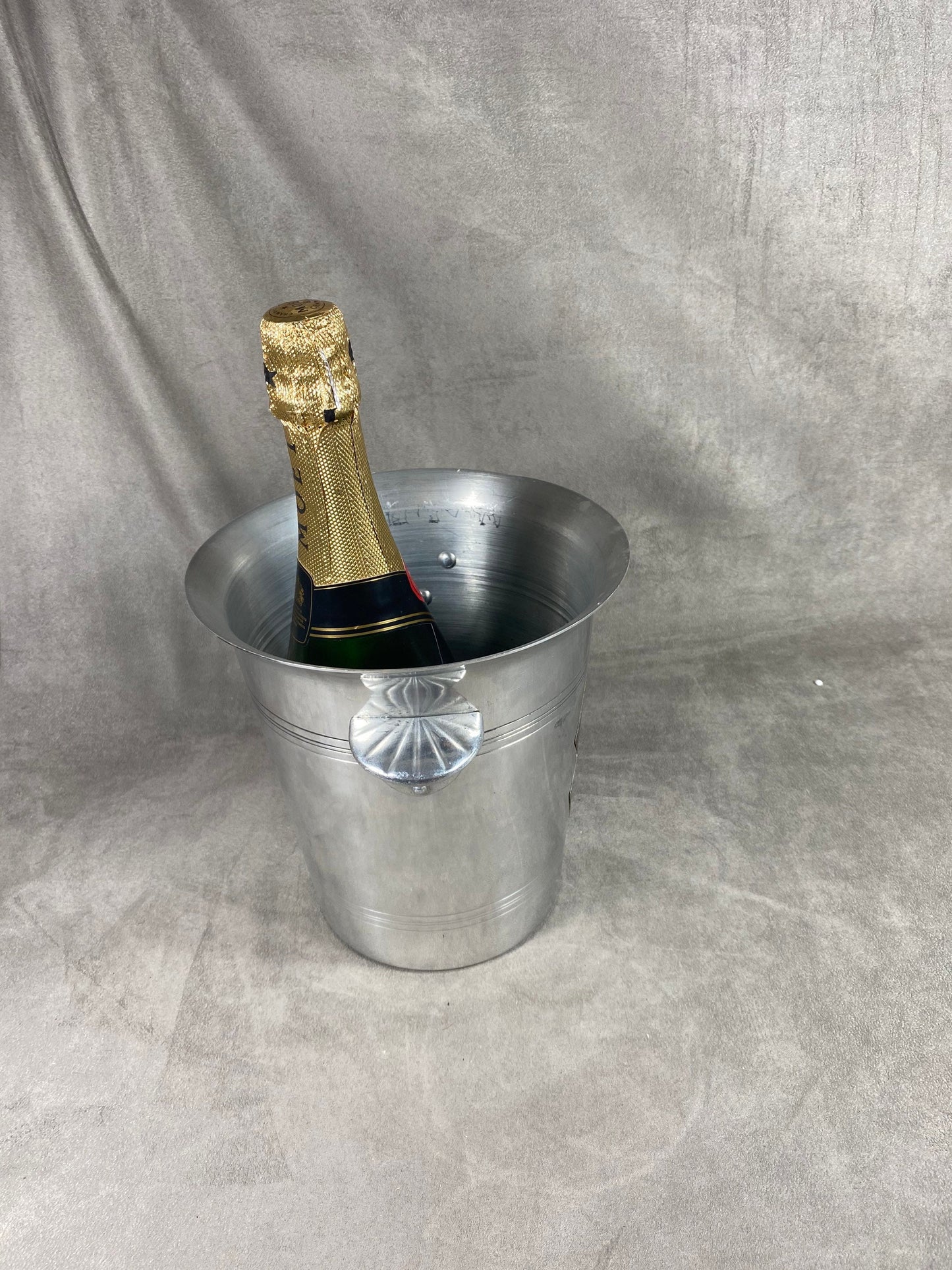 Seau à champagne en aluminium Möet & Chandon vintage 1970 Made in France