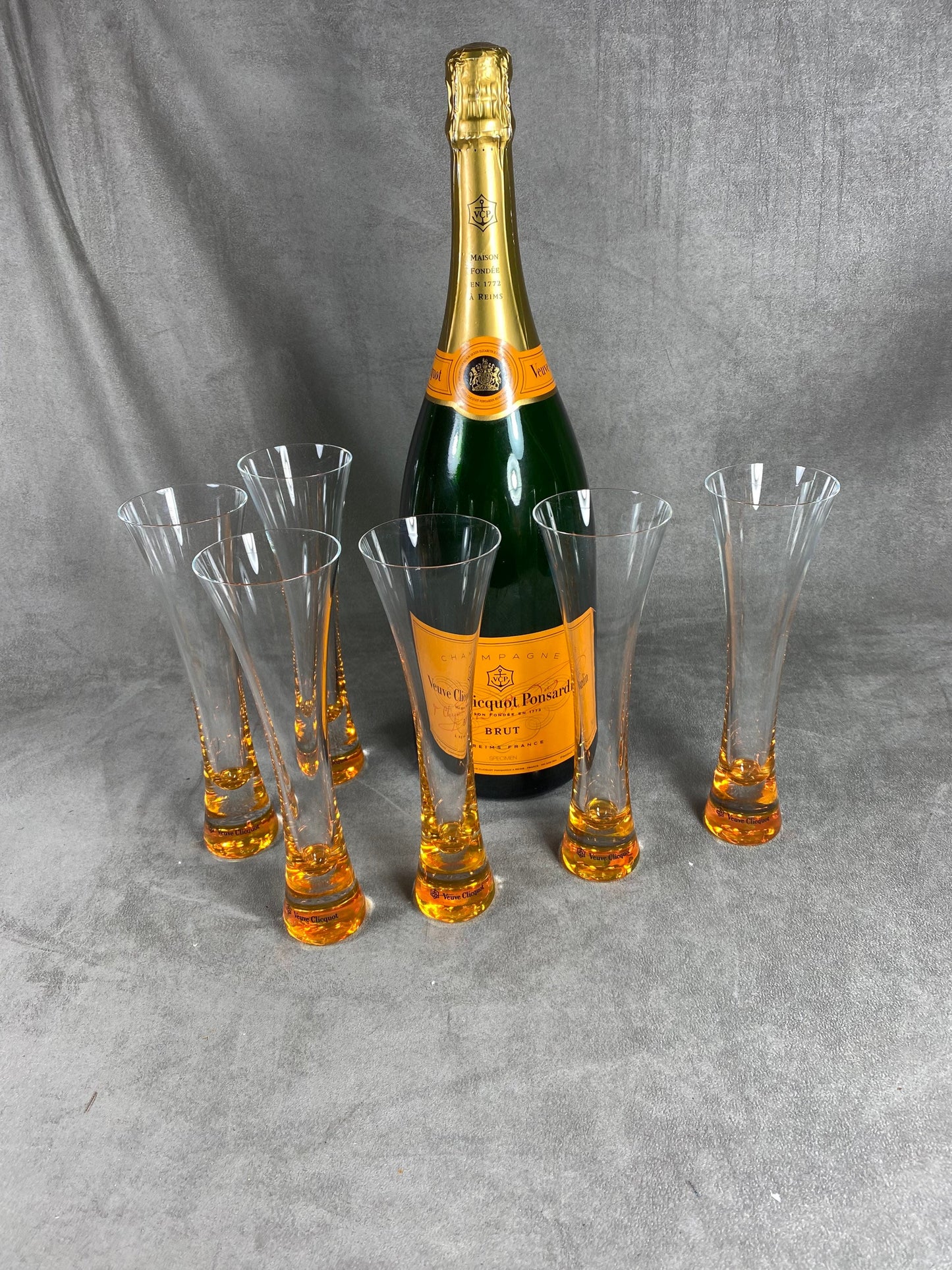 RARE 6 Trendy Veuve Clicquot Ponsardin vintage glass flute 1980