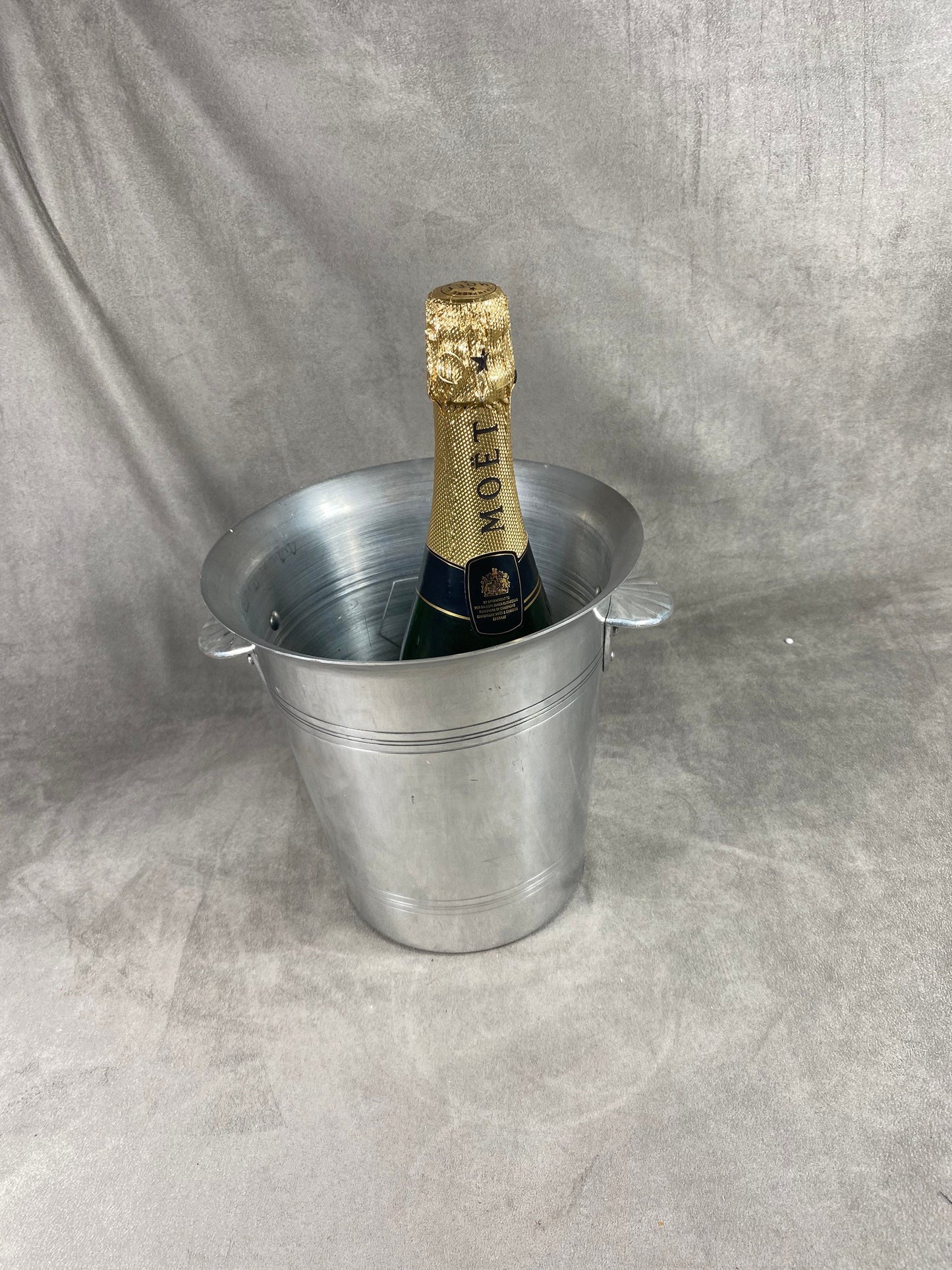 Seau à champagne en aluminium Möet & Chandon vintage 1970 Made in France