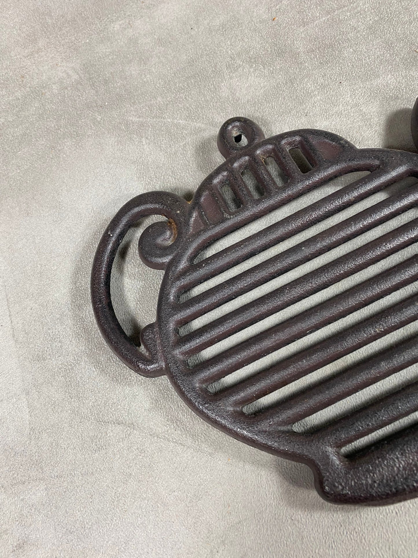 Vintage cast iron teapot trivet Made in France 1960s