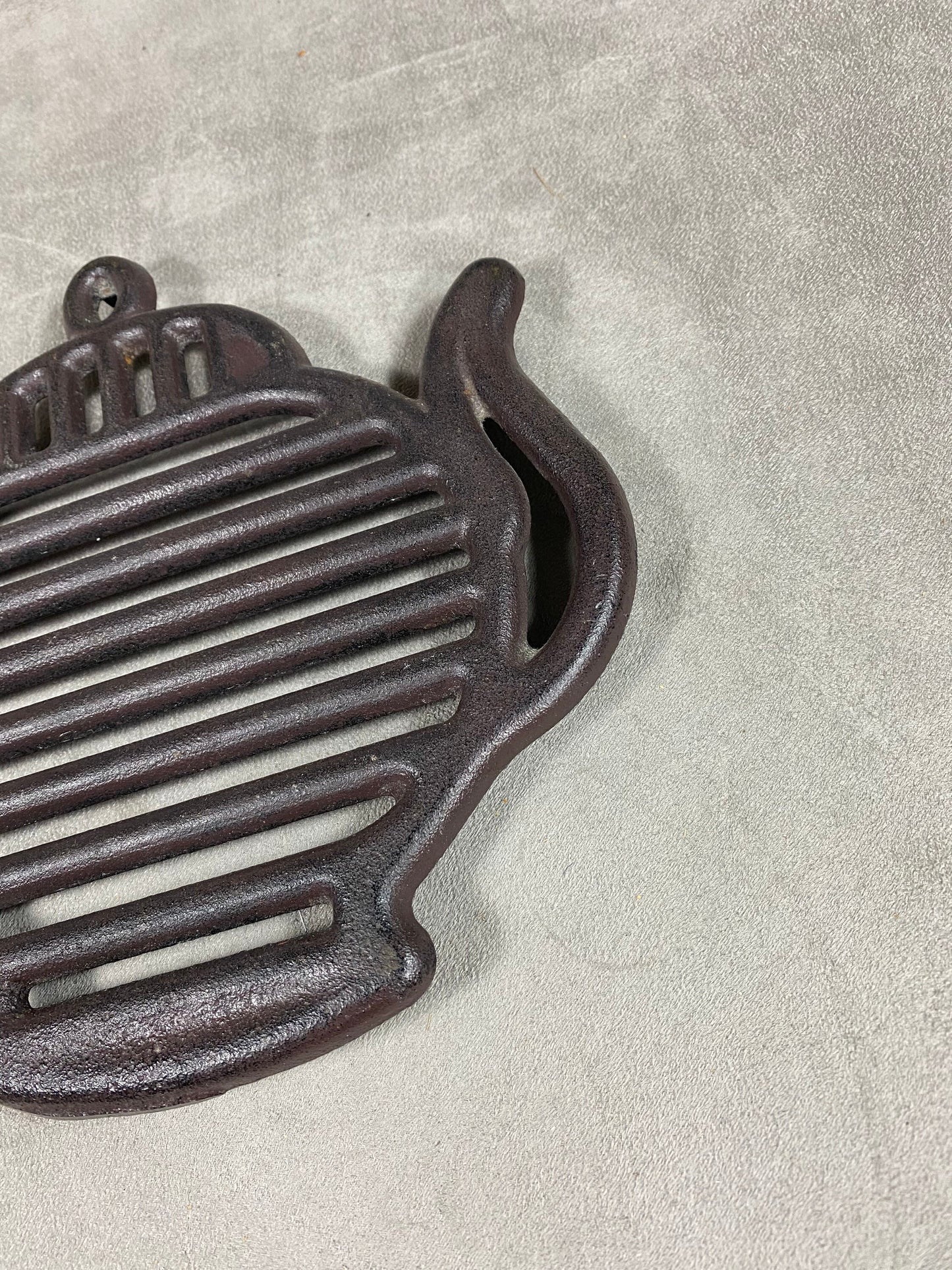 Vintage cast iron teapot trivet Made in France 1960s