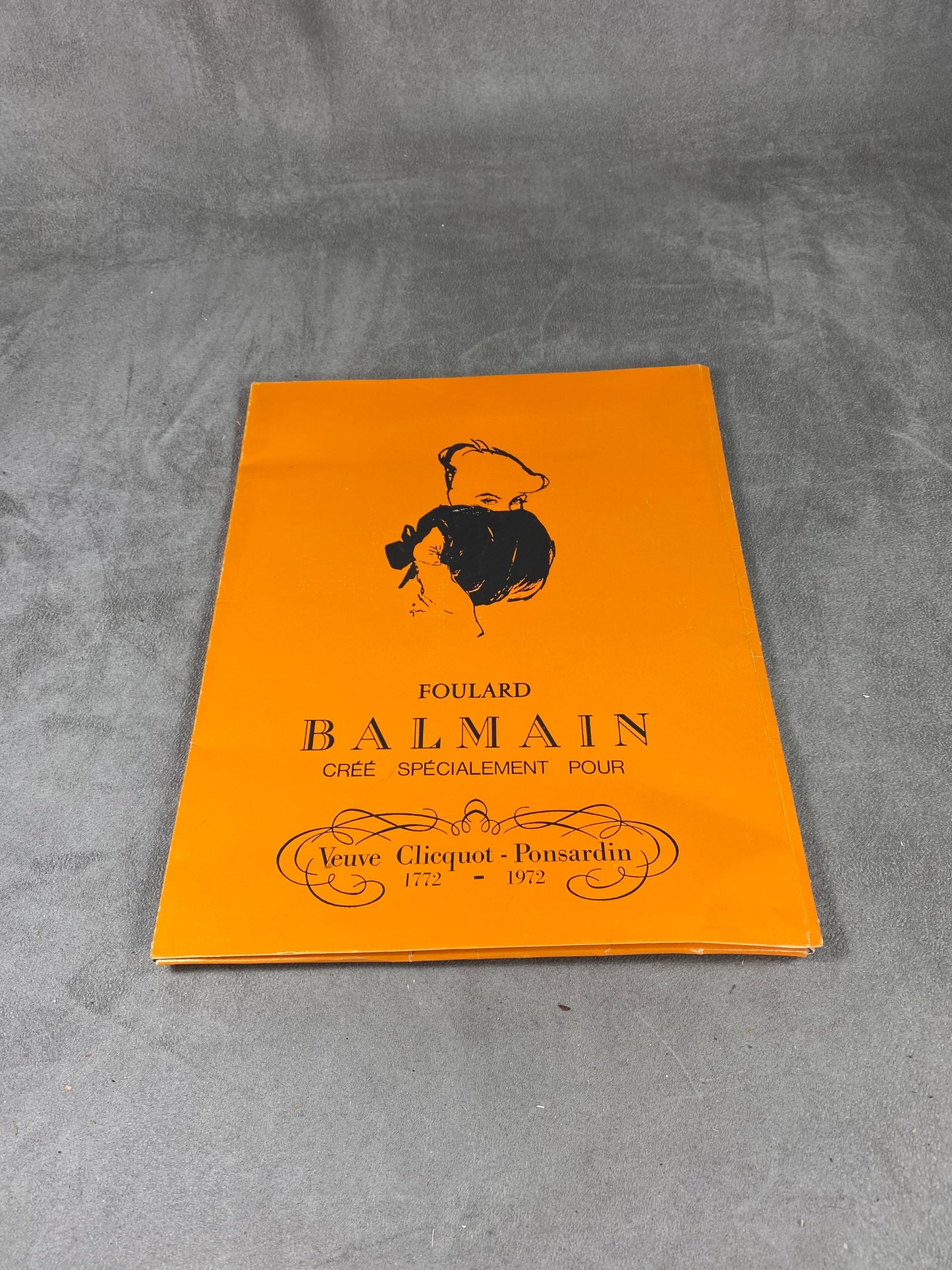 Veuve Clicquot Pierre Balmain Vintage Seidenschal Made in France 1970er Jahre