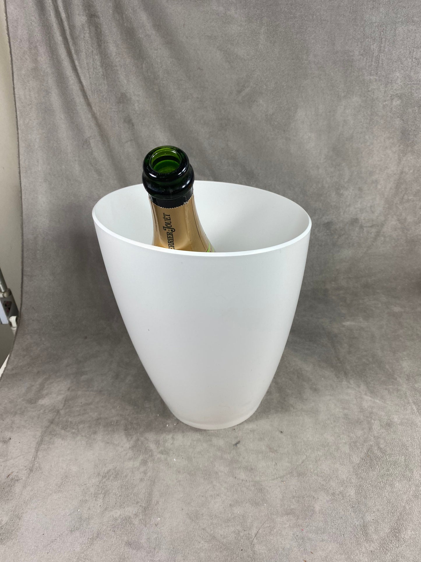 Seau à champagne Figuière en plastique blanc vintage Made in Italy