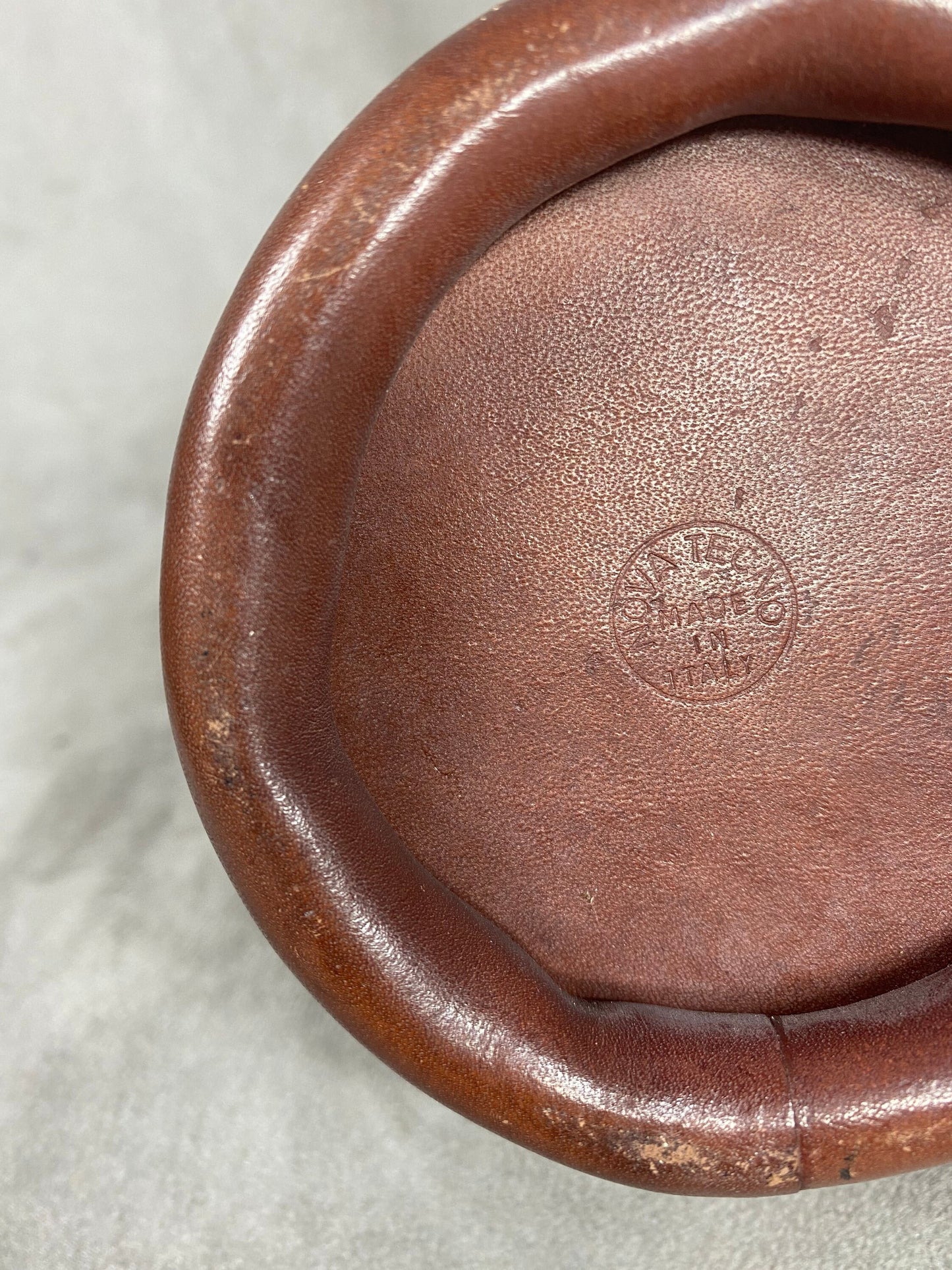 Vintage metal and leather cigarette dispenser Nova tecno Made in Italy Circa 1960