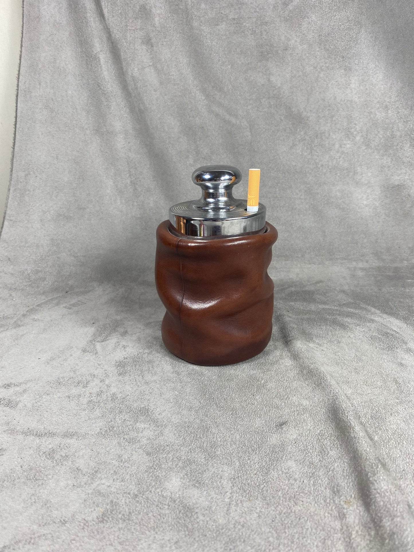 Vintage metal and leather cigarette dispenser Nova tecno Made in Italy Circa 1960