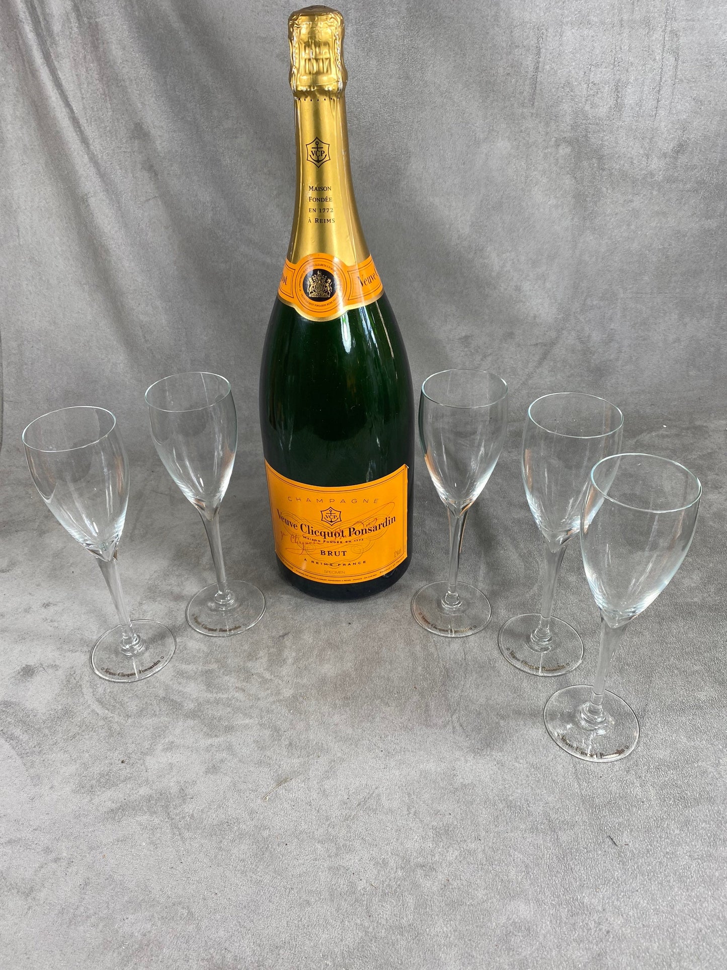 Lot de 5 Flûtes Veuve Clicquot L'authentique en verre soufflée bouche vintage made in France Années 1950