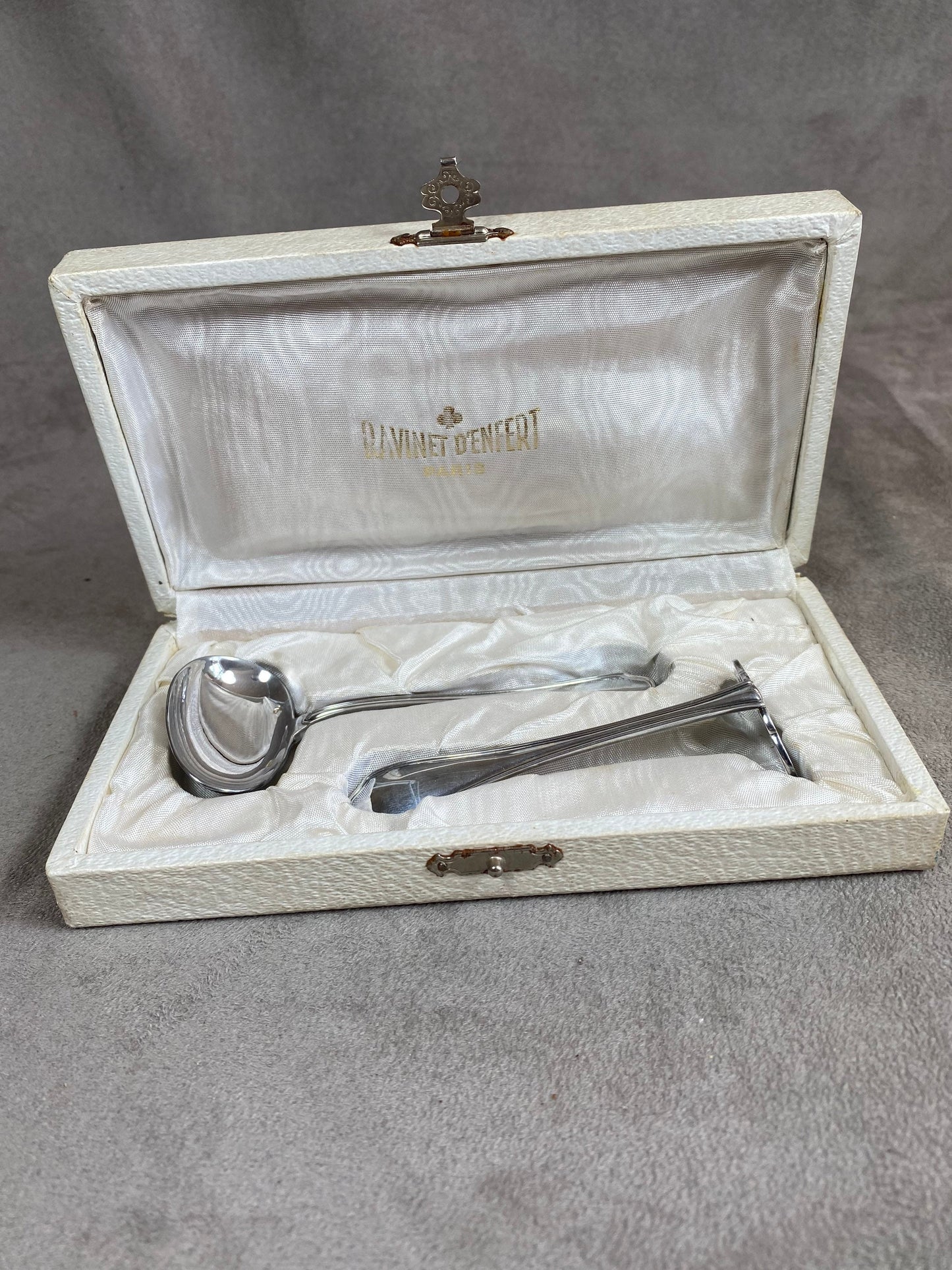 2 magnificent Ravinet d'Enfert silver-plated christening cutlery in their original case Made in France