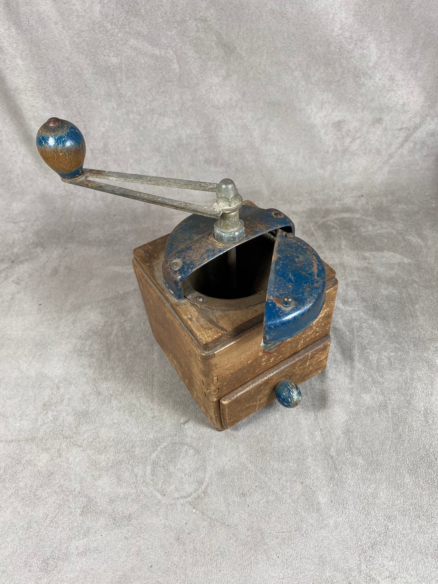 Peugeot Frères blue sheet metal and wood coffee grinder EX model dated between 1947 and 1960 Shabby chic Made in France