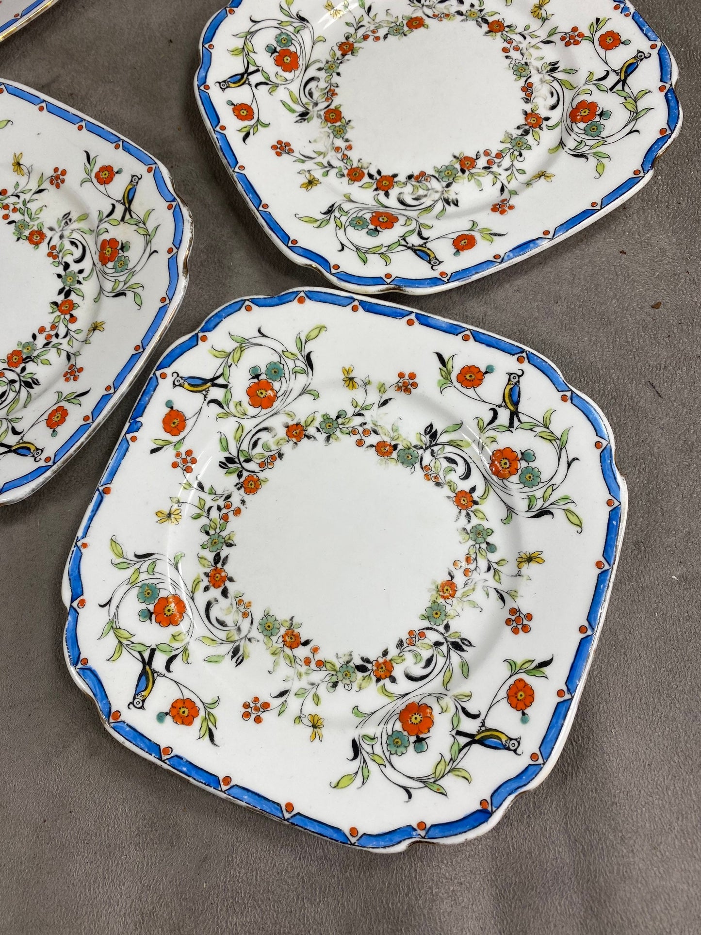 Set of 5 Royal Albert plates Eden line vintage Made in England 1920s