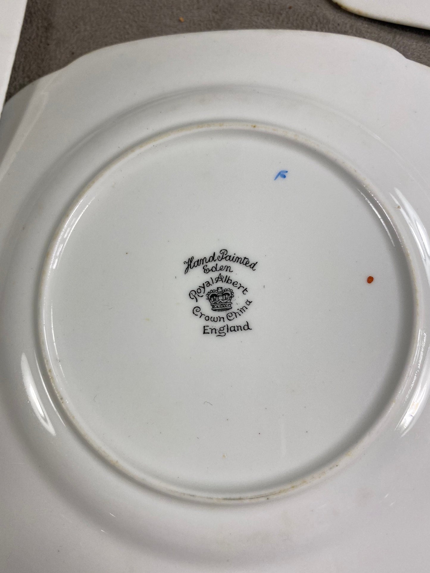 Set of 5 Royal Albert plates Eden line vintage Made in England 1920s