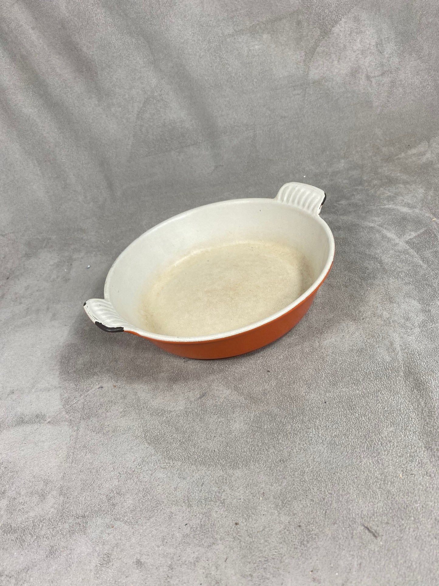 Plat en fonte marron Le Creuset vintage Made in France Années 1980