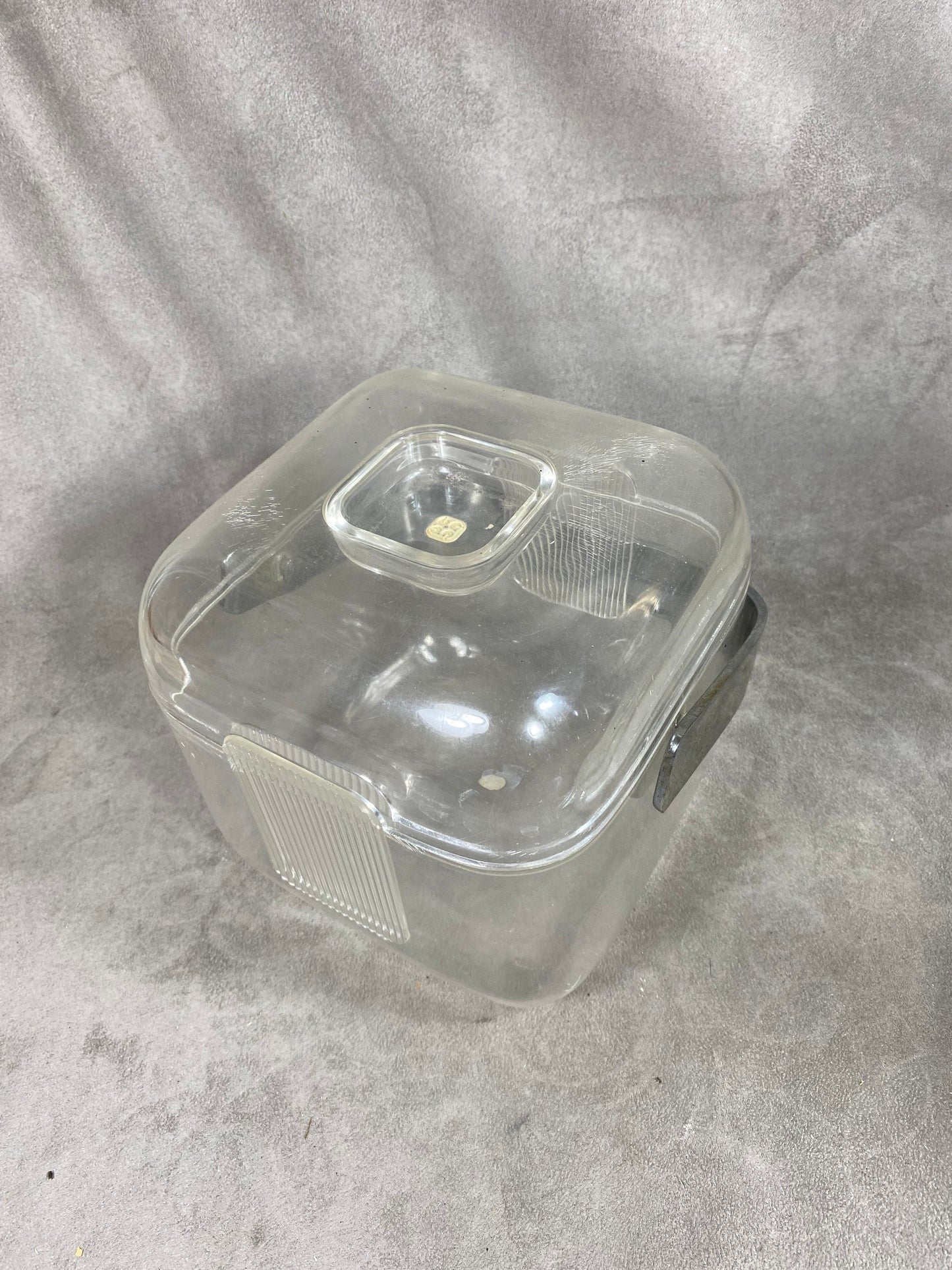 Guzzini Seau à glace en plastique transparent vintage made in France   Année 1970