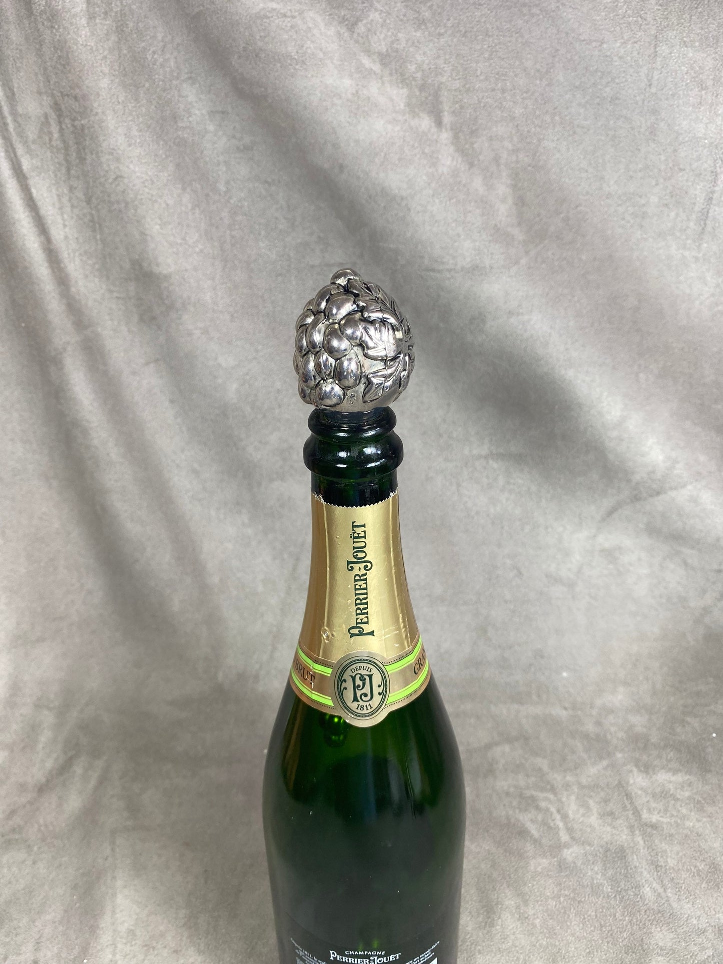 RARE Bouchon stoppeur en métal argenté  pour bouteille de champagne entamée