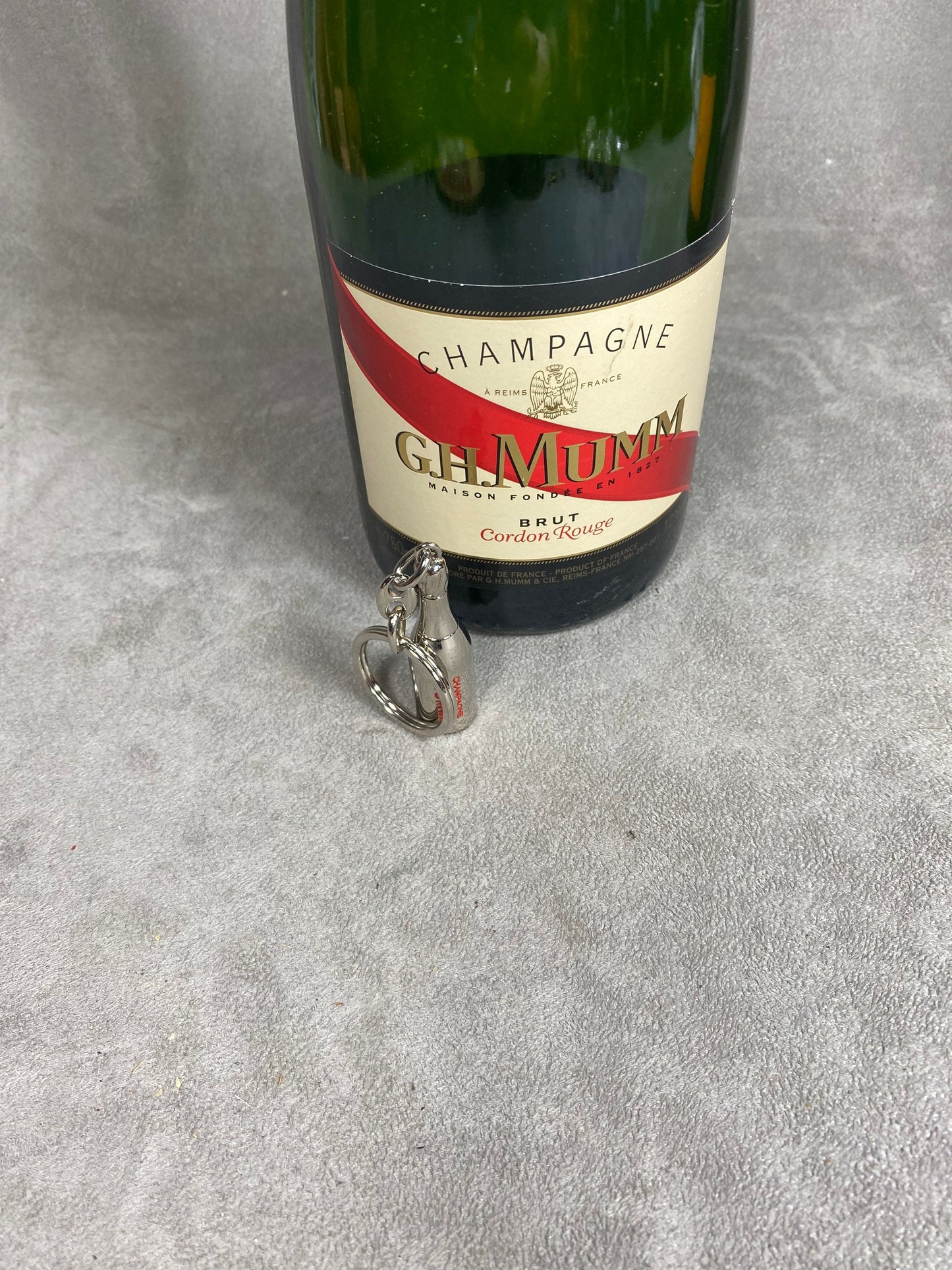 Porte clés champagne Mumm vintage   Made in France Années 1980