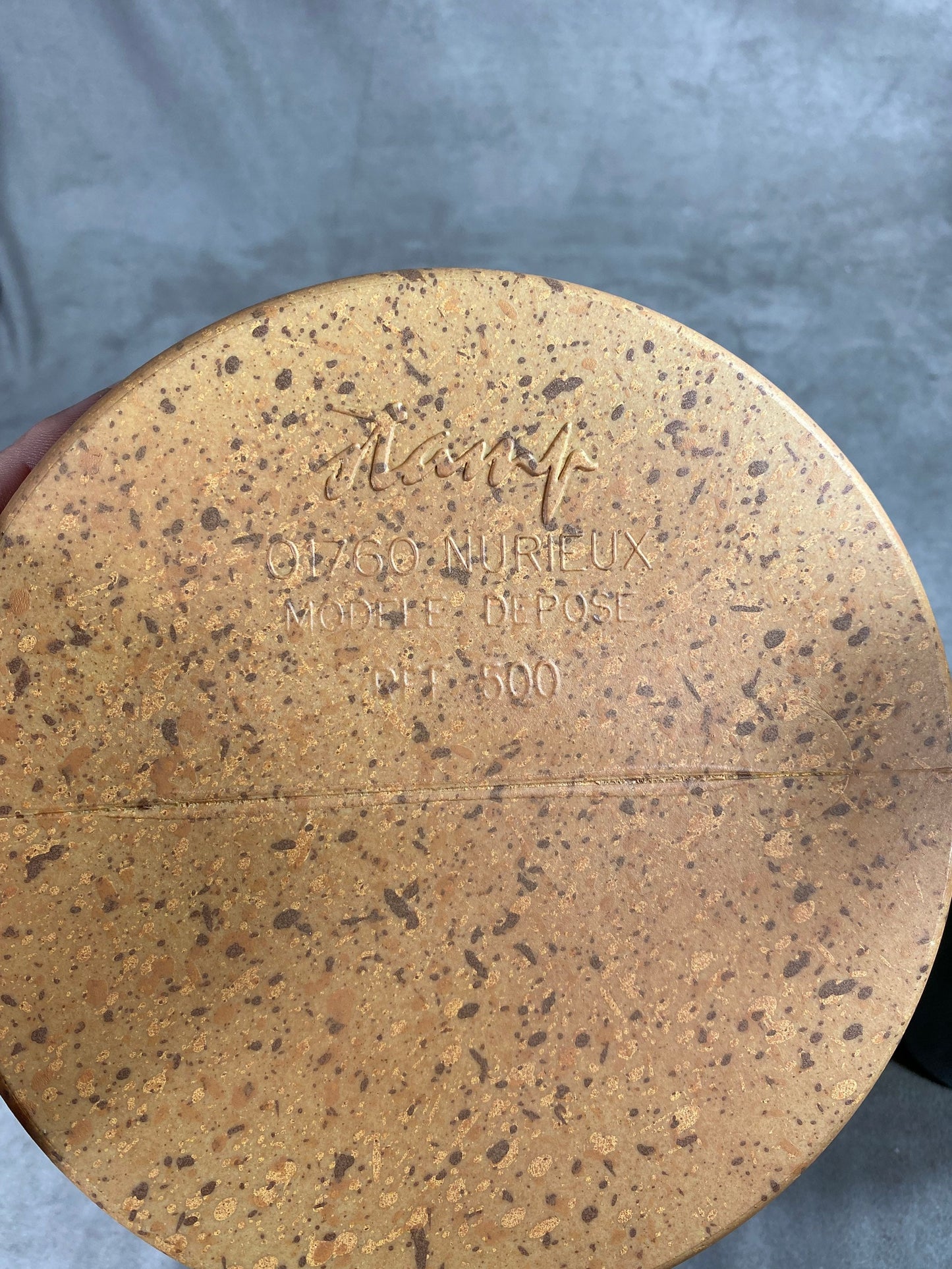Seau à champagne en plastique vintage en forme de bouchon de champagne Made in france