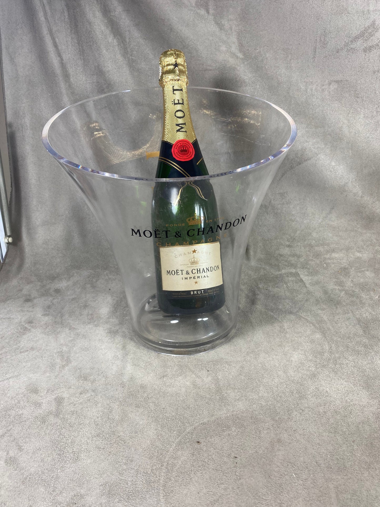 Seau à champagne en plexiglass Möet & Chandon vintage 1970 Made in France