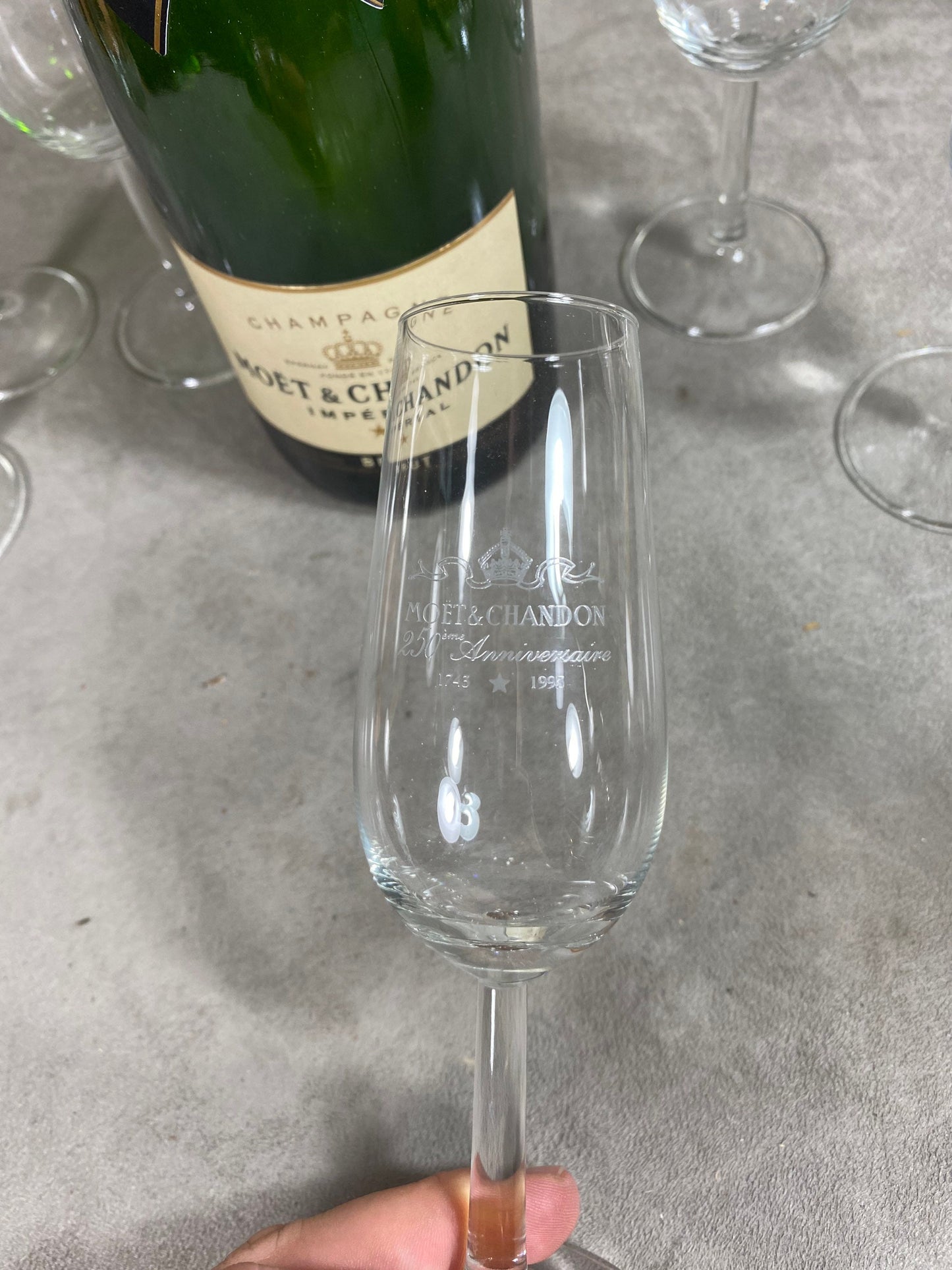 RARE Lot de 6 flutes à champagne Moet et Chandon en cristal vintage spécial 250 ème Anniversaire Made in france