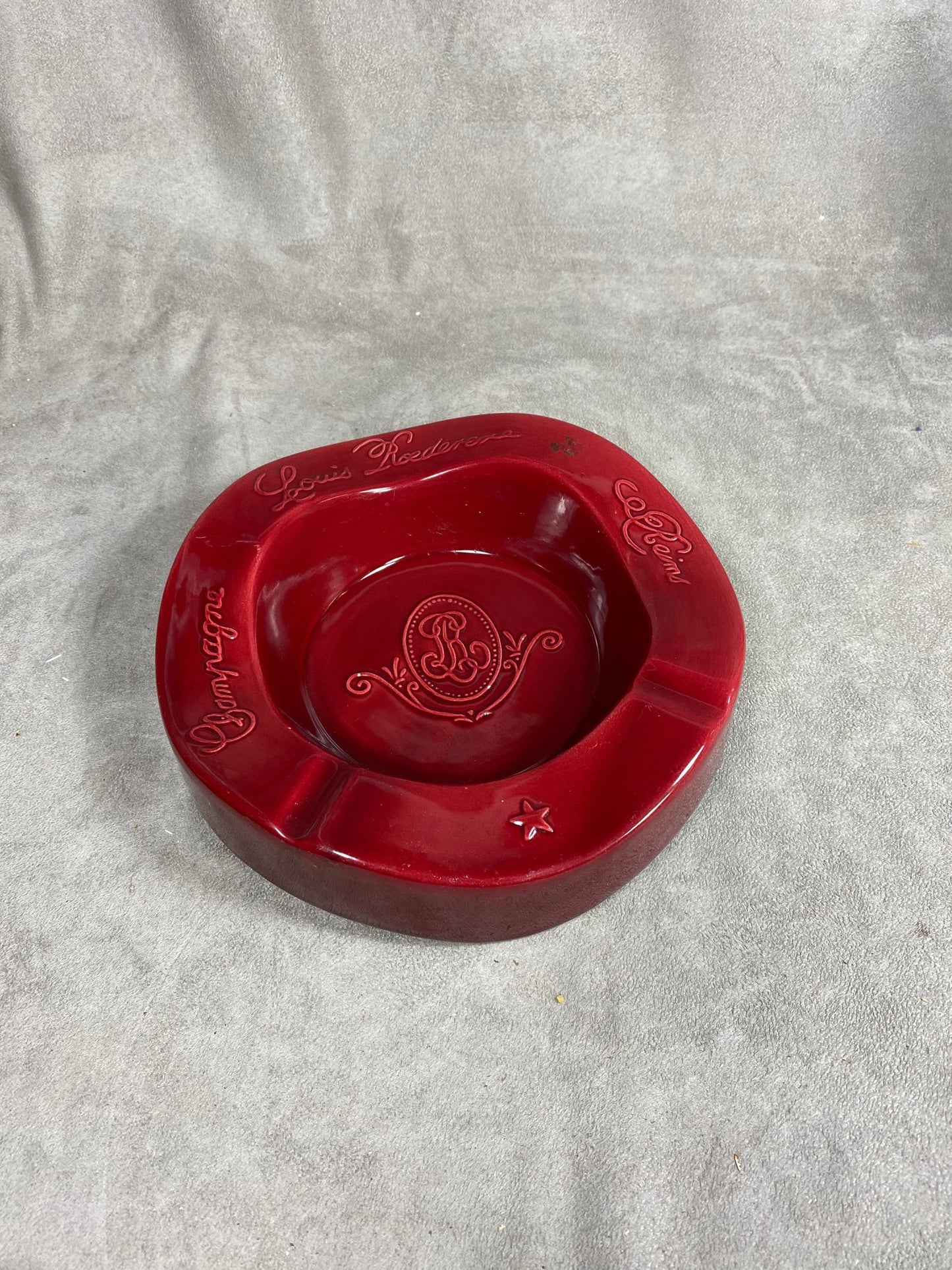 Louis Roederer vintage ashtray in burgundy red ceramic Champagne Reims France vintage