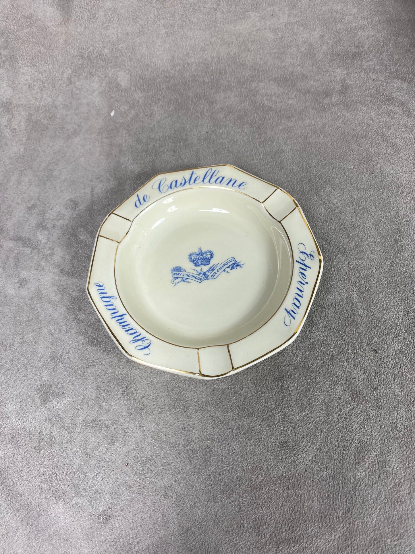 RARE Magnifique Cendrier en porcelaine de limoges Bernardaud vintage champagne De Castellane   Années 1920