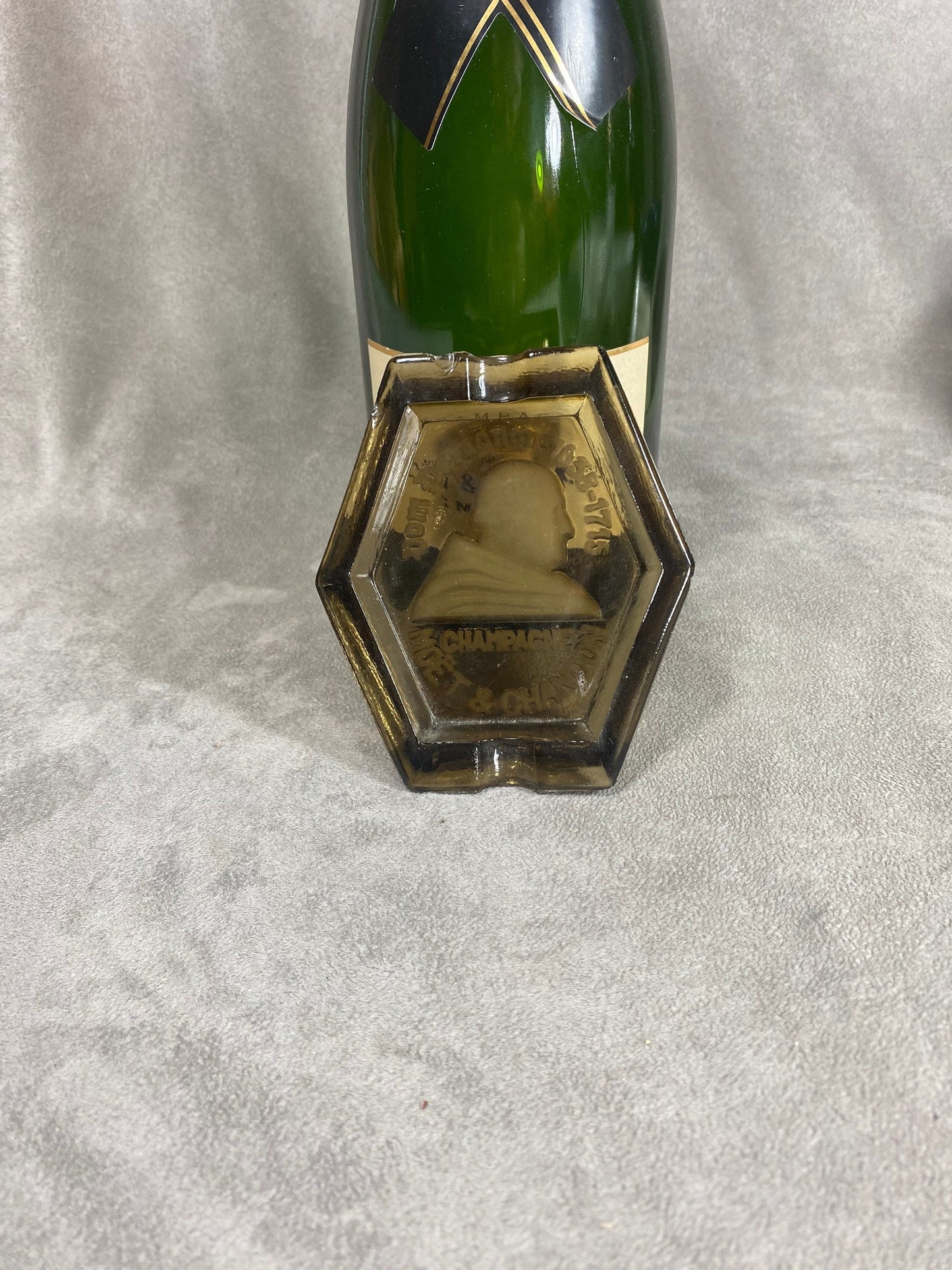 Moët&amp;Chandon Französischer Aschenbecher, Depressionsglas, Champagner Dom Perignon um 1930