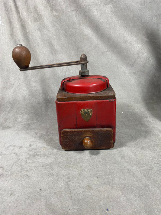Peugeot Frères red sheet metal and wood coffee grinder EX model dated between 1947 and 1960 Shabby chic Made in France