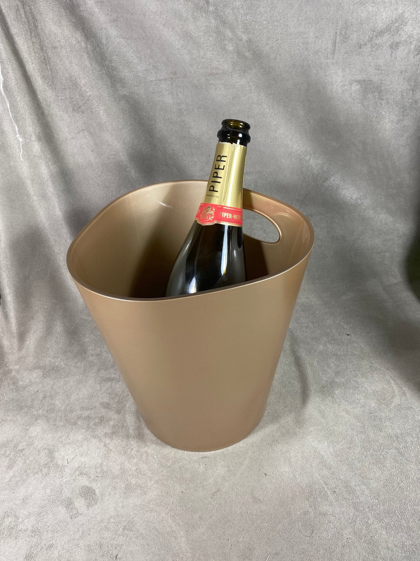 Seau à champagne en plastique bronze vintage Piper-Heidsieck Années 1980