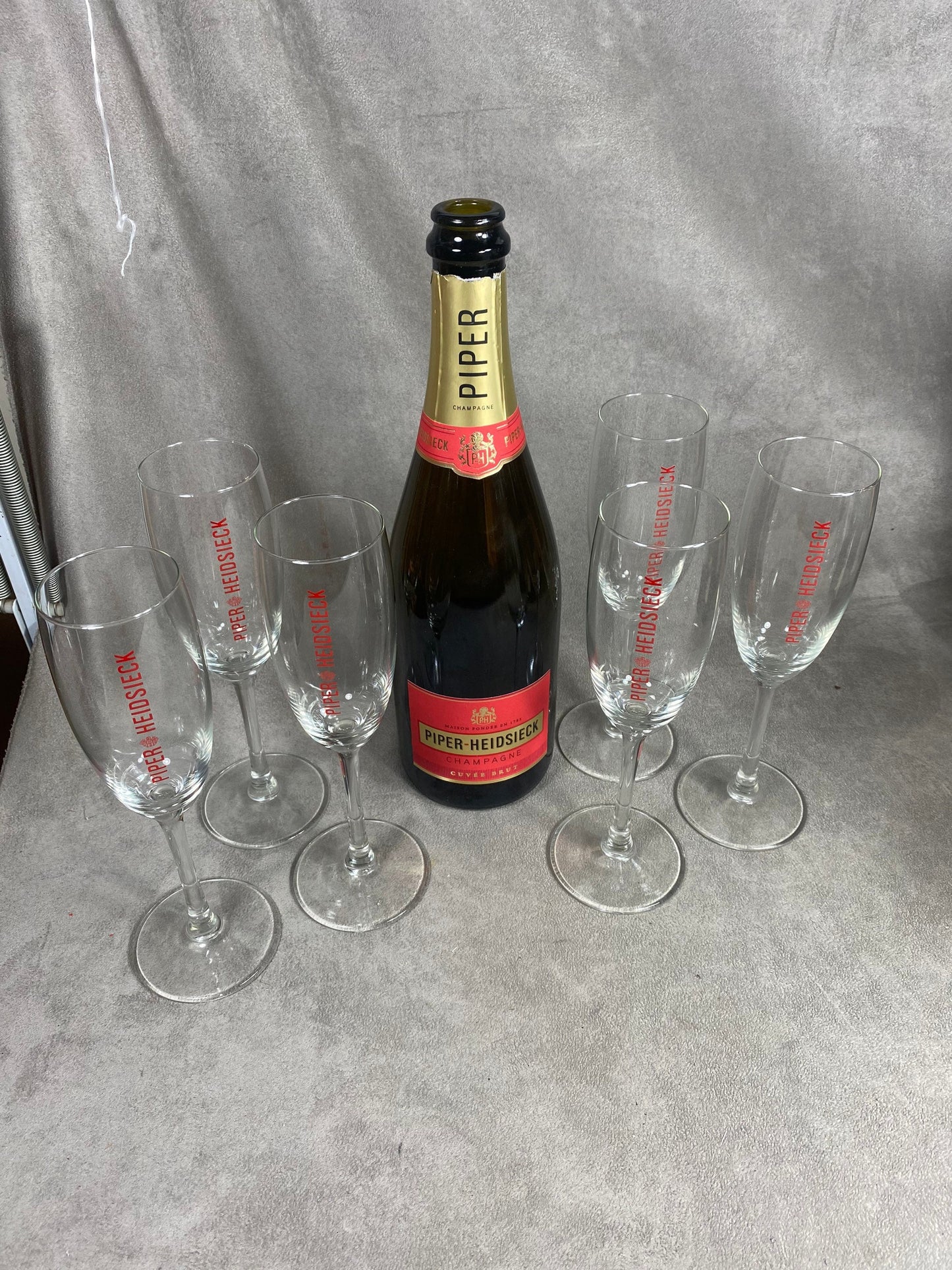 Lot de 6 flûtes à Champagne en verre Piper-Heidsieck Reims Années 1990