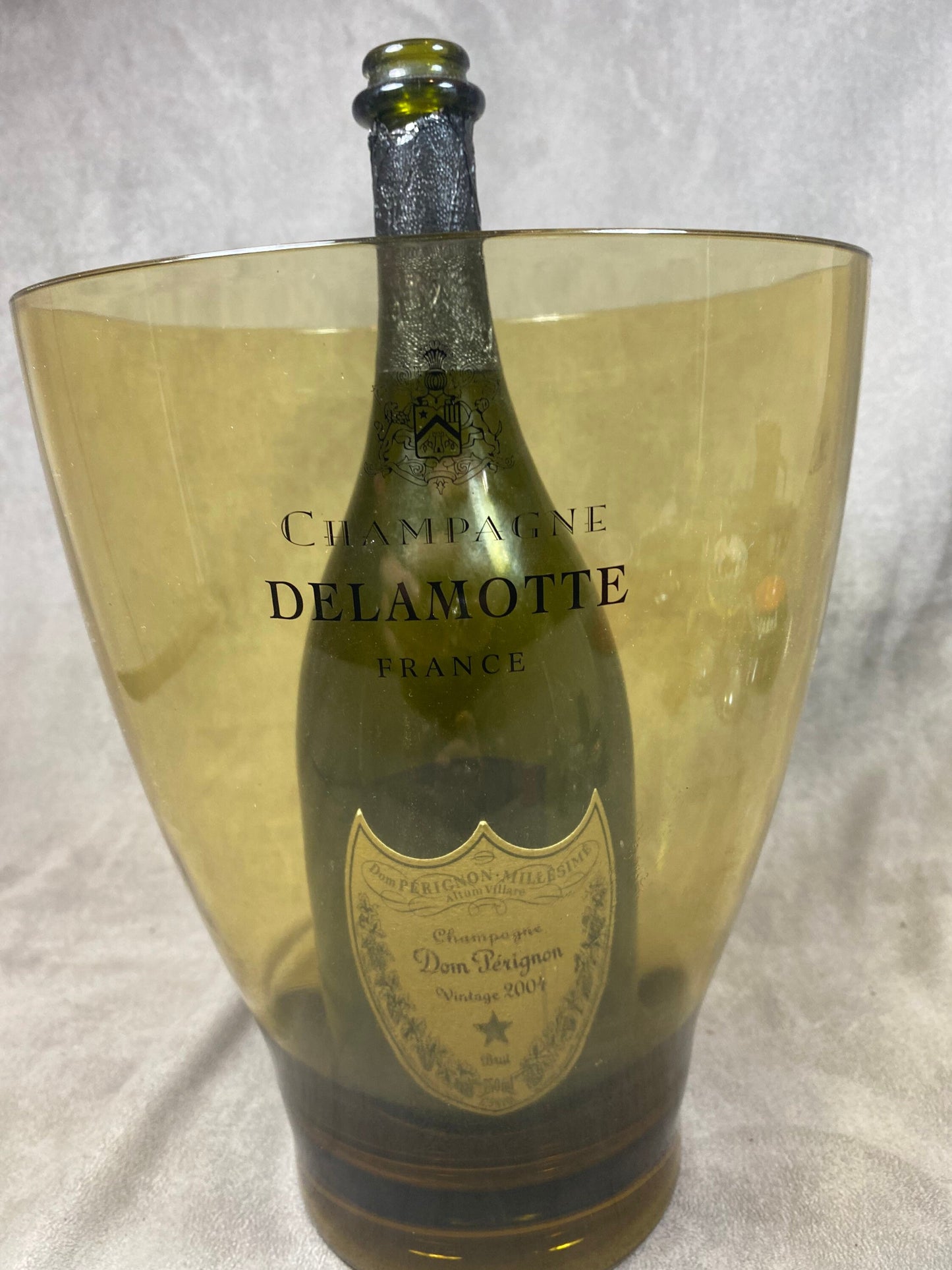 Seau à champagne en en plastique vert transparent vintage Delamotte Années 1980