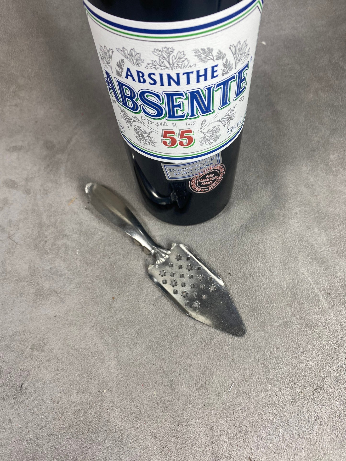 Ancienne cuillère à absinthe en metal extra blanc vintage 1900 Made in France
