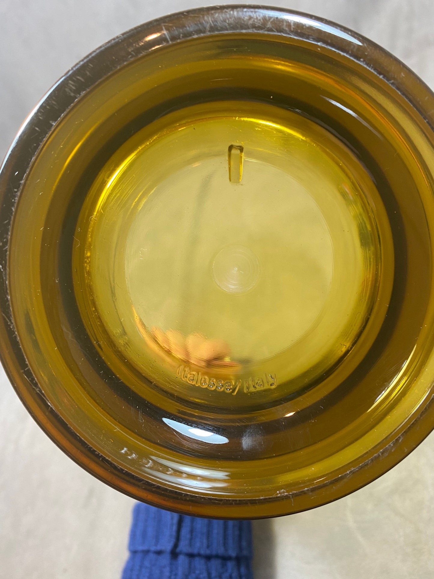 Seau à champagne en en plastique vert transparent vintage Delamotte Années 1980