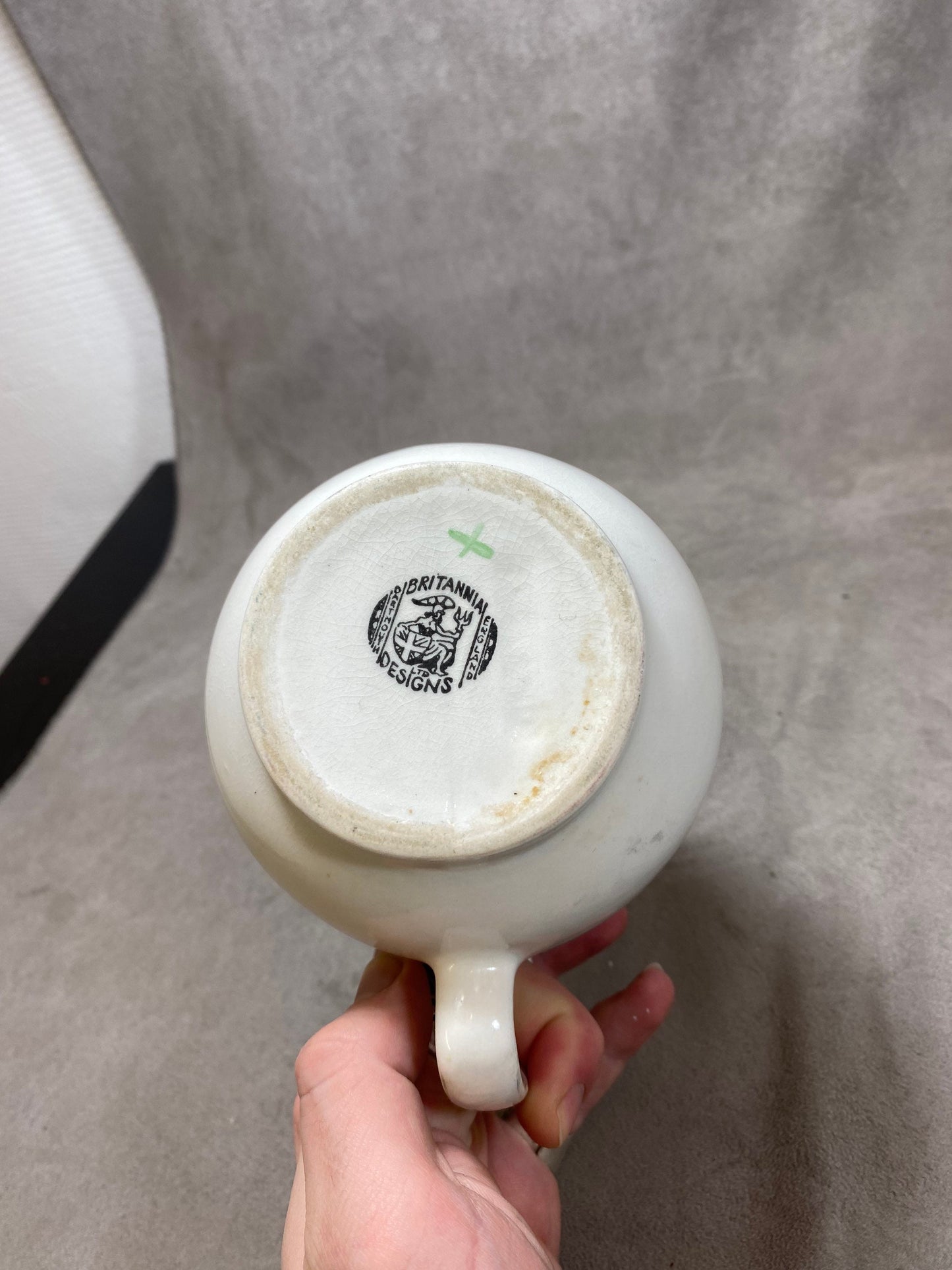 Vintage Stewarts Dundee luxury blended scotch whiskey jug by Britannia Designs Made in England