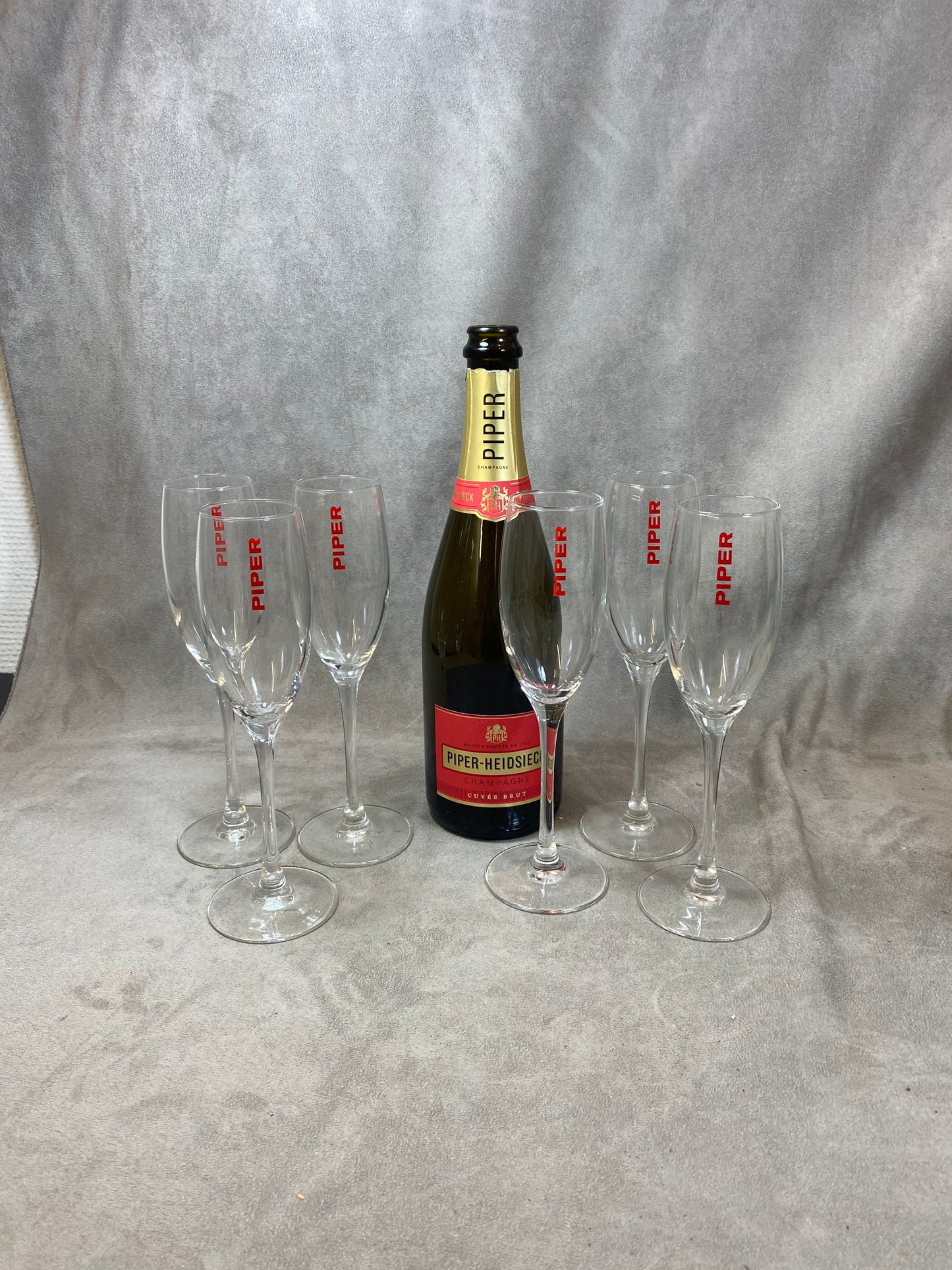 Lot de 6 flûtes à Champagne en verre Piper-Heidsieck Reims Années 1980