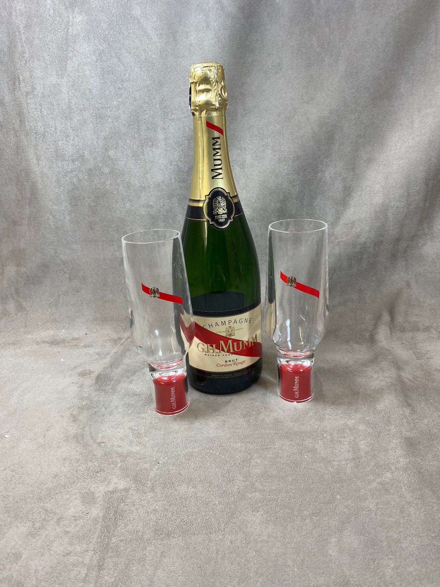 Lot de 2 flutes à champagne en plastique Champagne MUMM France |vintage Made in France
