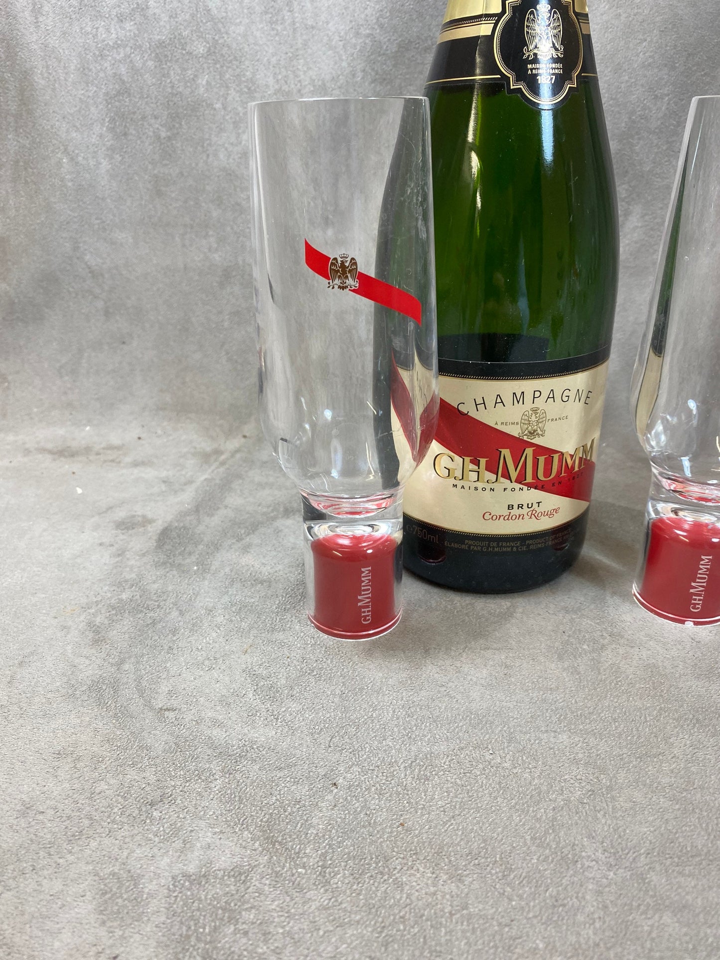 Lot de 2 flutes à champagne en plastique Champagne MUMM France |vintage Made in France