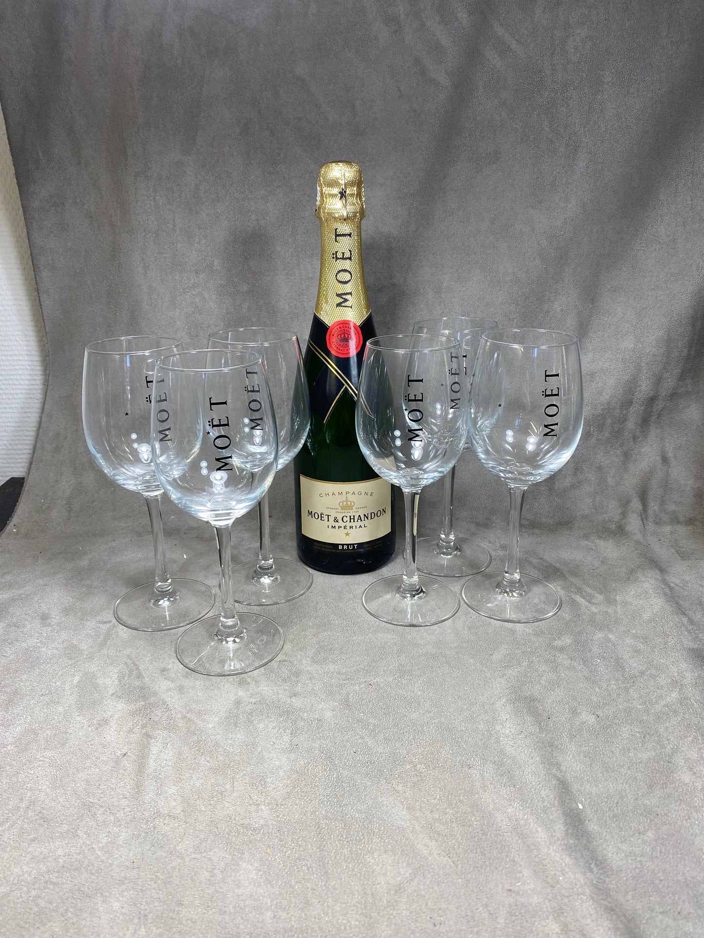 SELTENES Set mit 6 Vintage-Champagnerflöten aus Kristall von Moet et Chandon, hergestellt in Frankreich