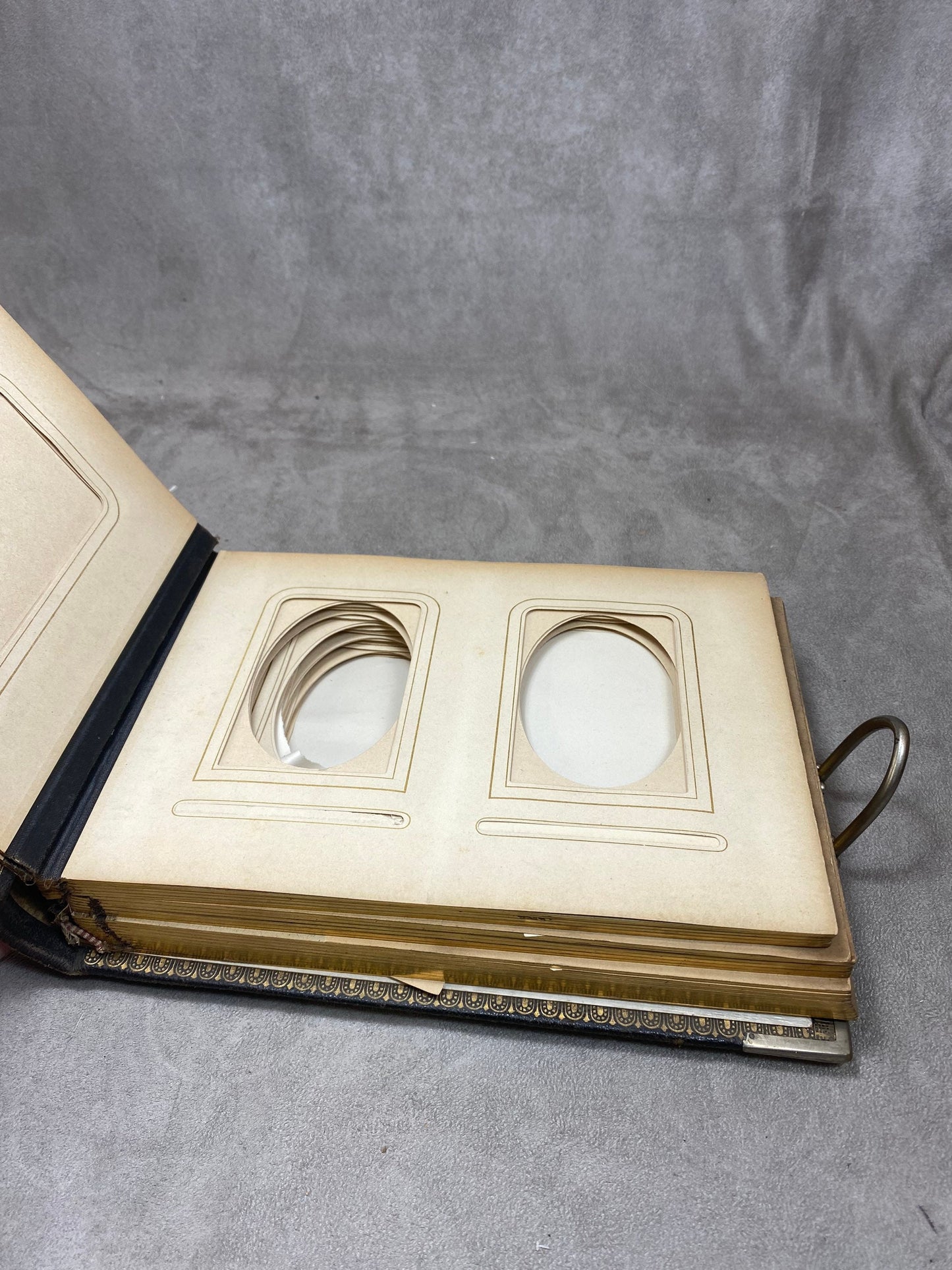 RARE Magnificent photo album in black leather and metal Made in France 1890s