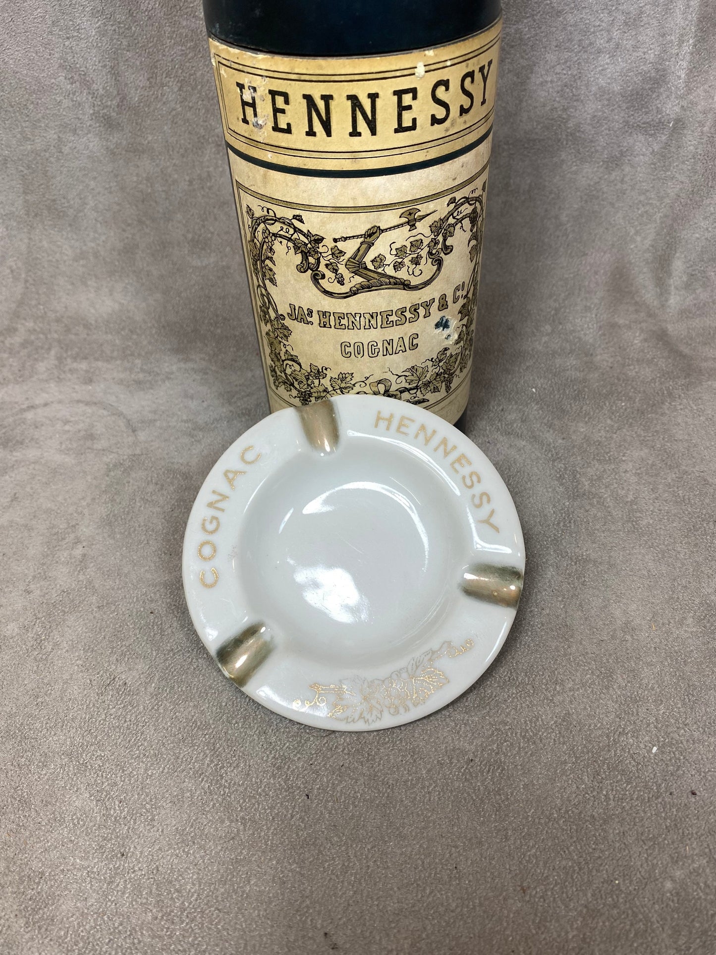 Cendrier Hennessy en céramique vintage Made in France