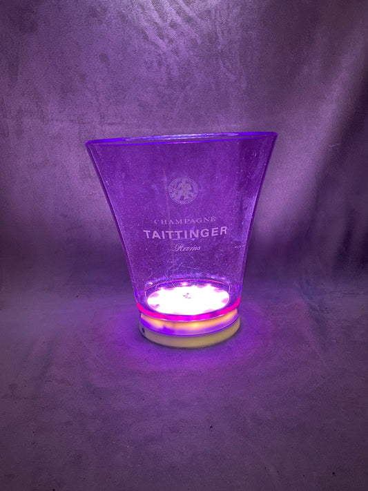 Seau à champagne Taittinger en plastique transparent violet lumineux  vintage Made in france