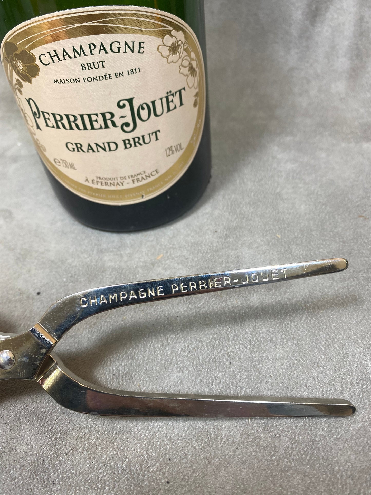 Perrier-Jouët Vintage Champagnerzange aus Stahl, hergestellt in Frankreich, Weinsammler, französischer Wein