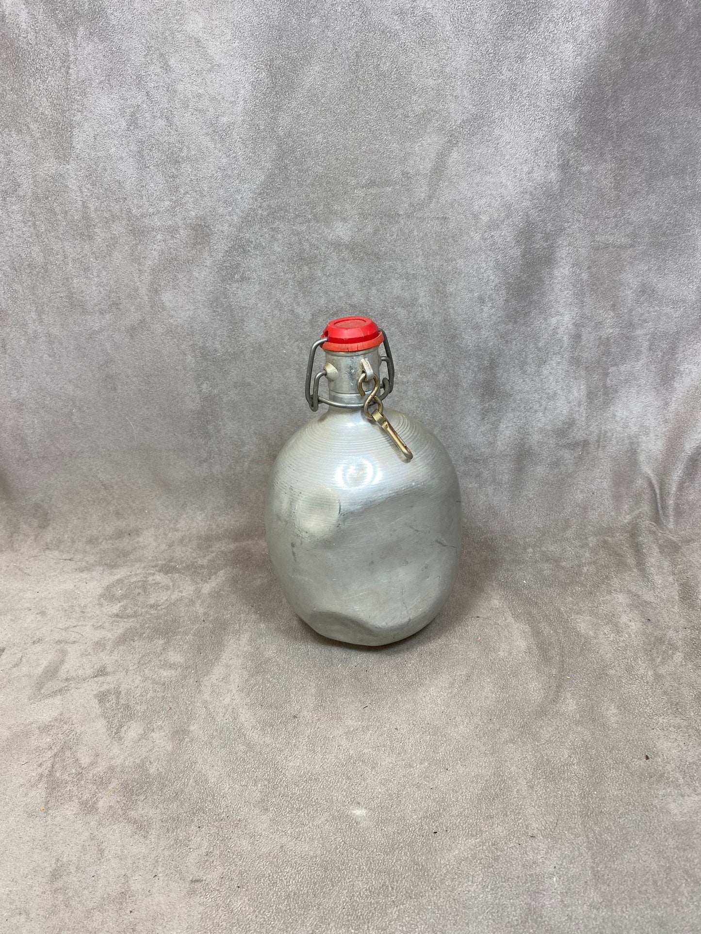 Le Grand Tétras aluminum bottle with vintage mechanical cap, capacity 0.5 liters, Made in France