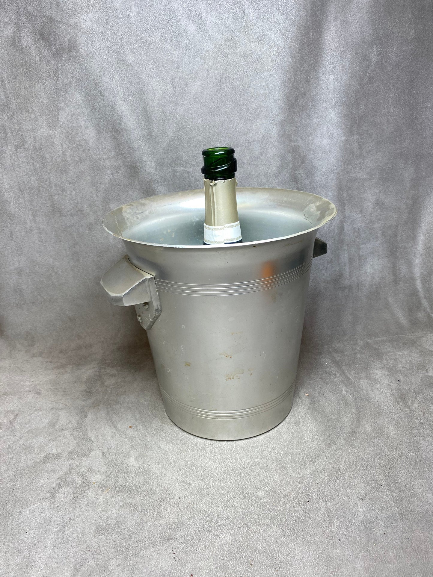 Seau à champagne en aluminium Laurent-Perrier vintage made in france Années 1970