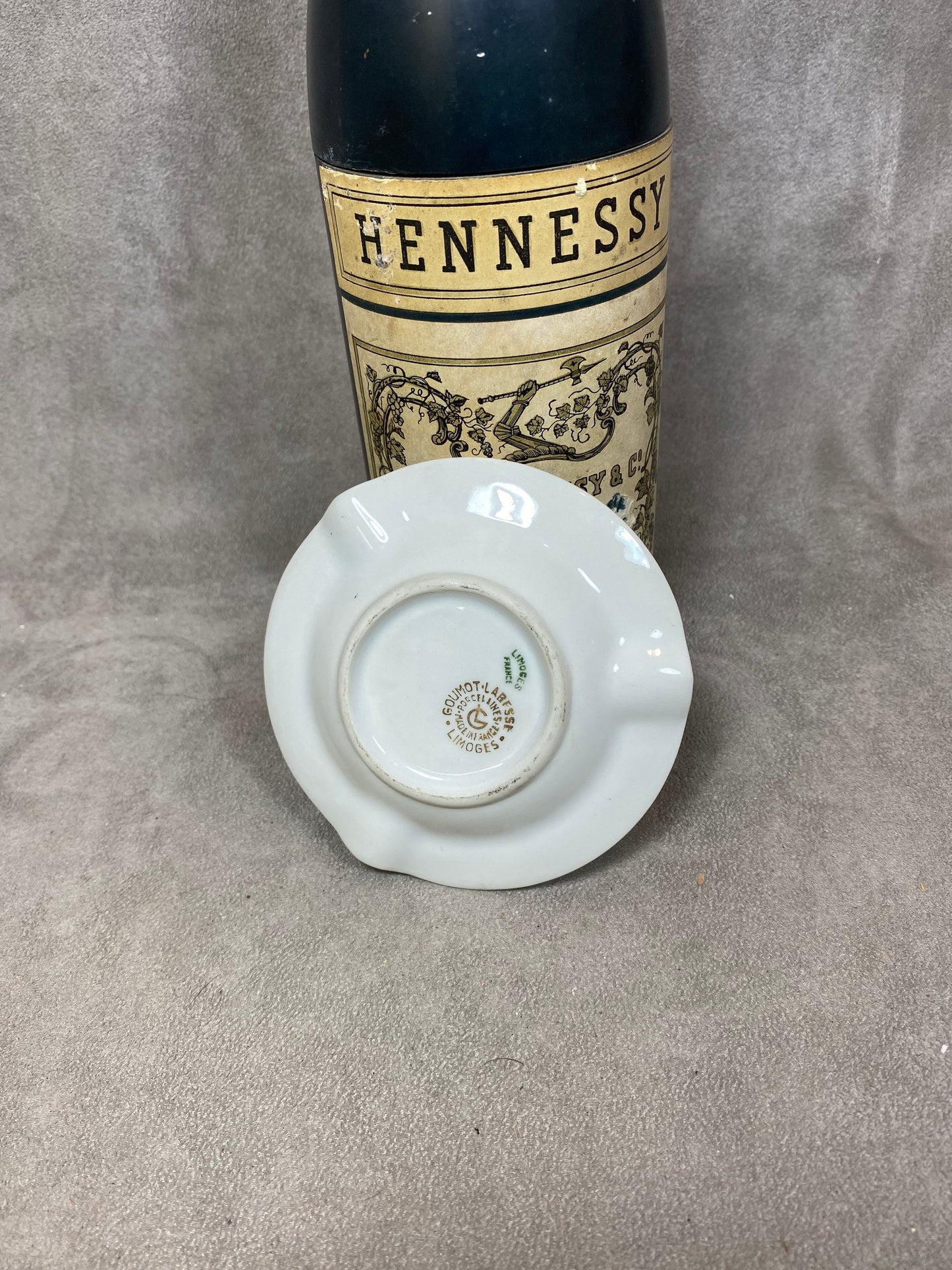 Cendrier Hennessy en céramique vintage Made in France