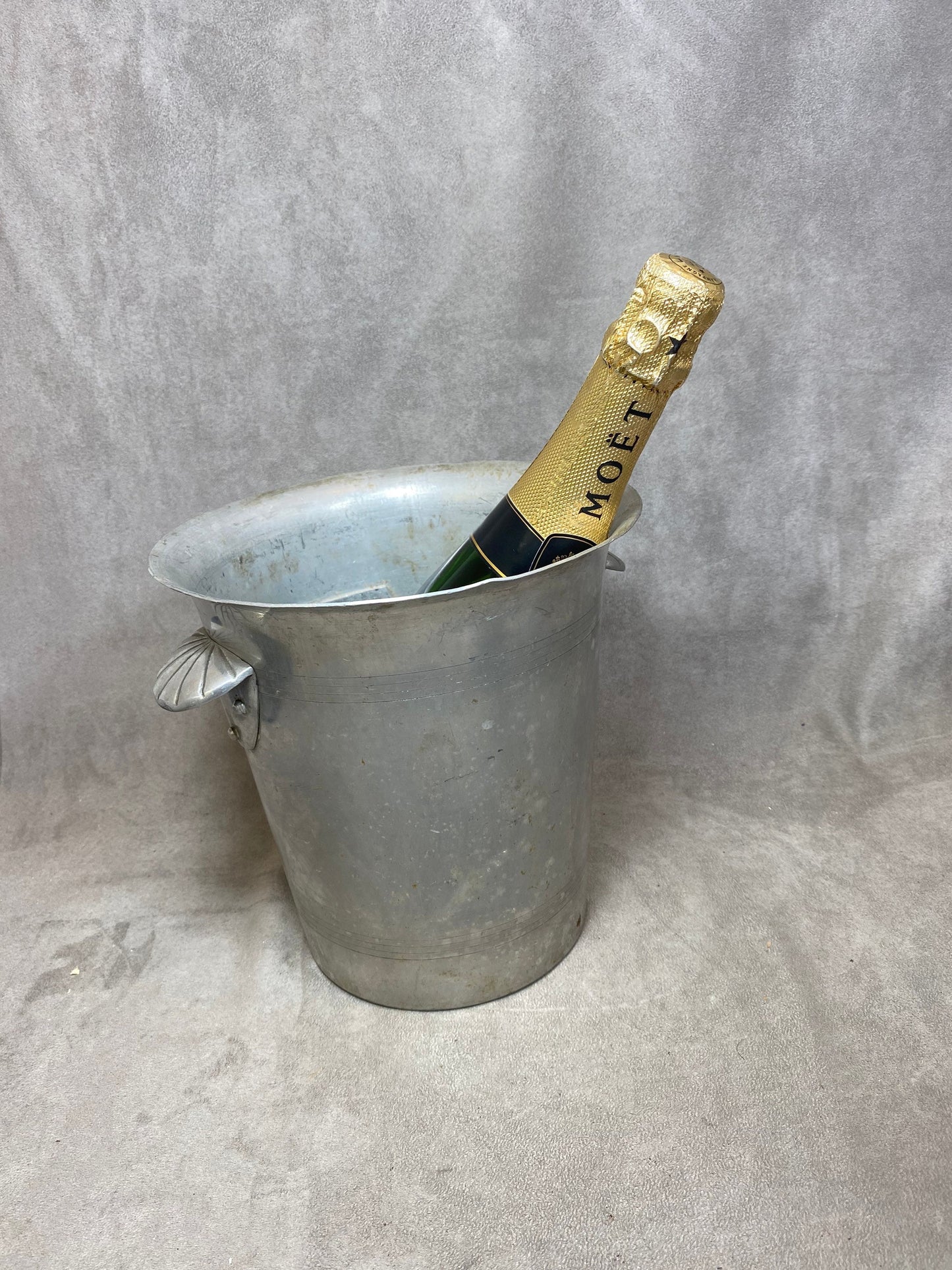 Seau à champagne en aluminium Möet & Chandon vintage 1970 Made in France